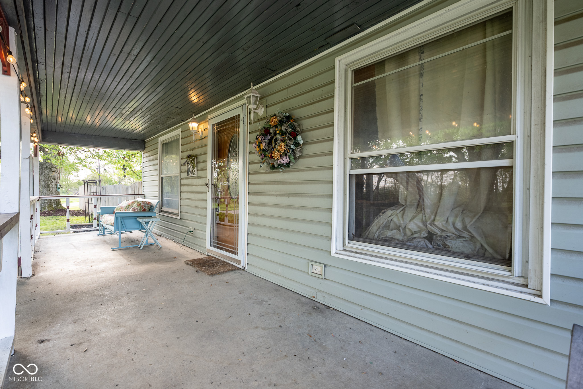 5642 Railroad Avenue