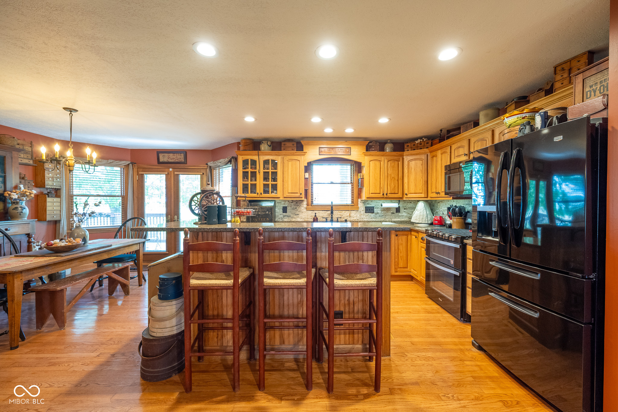 2221 W County Road 500 N