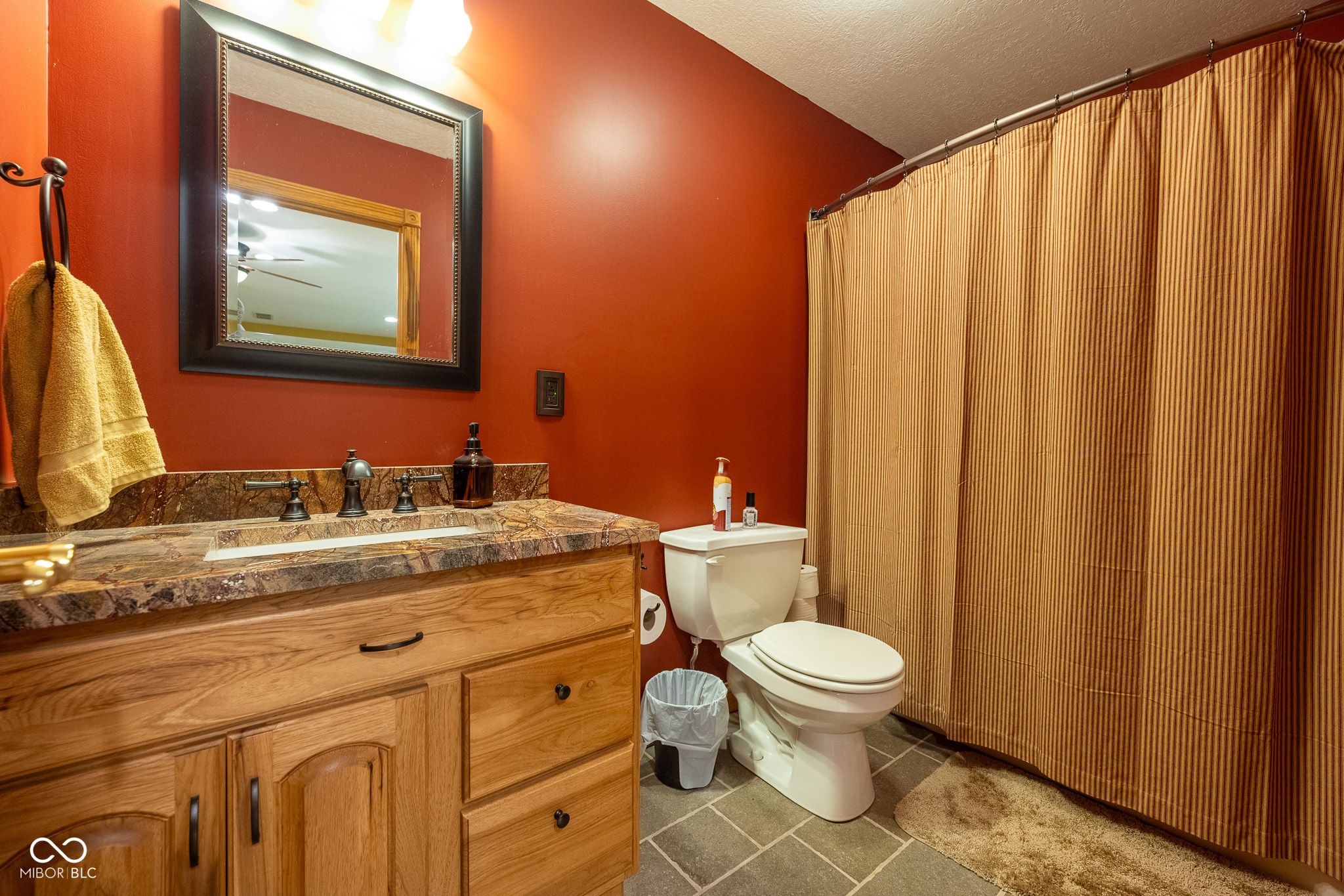 2221 W County Road 500 N
