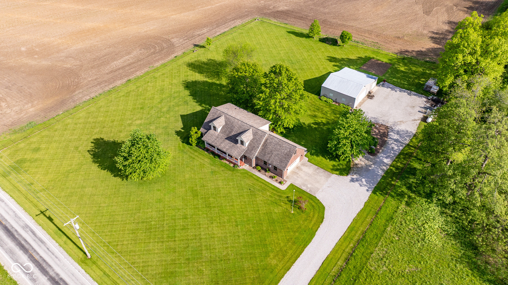 2221 W County Road 500 N