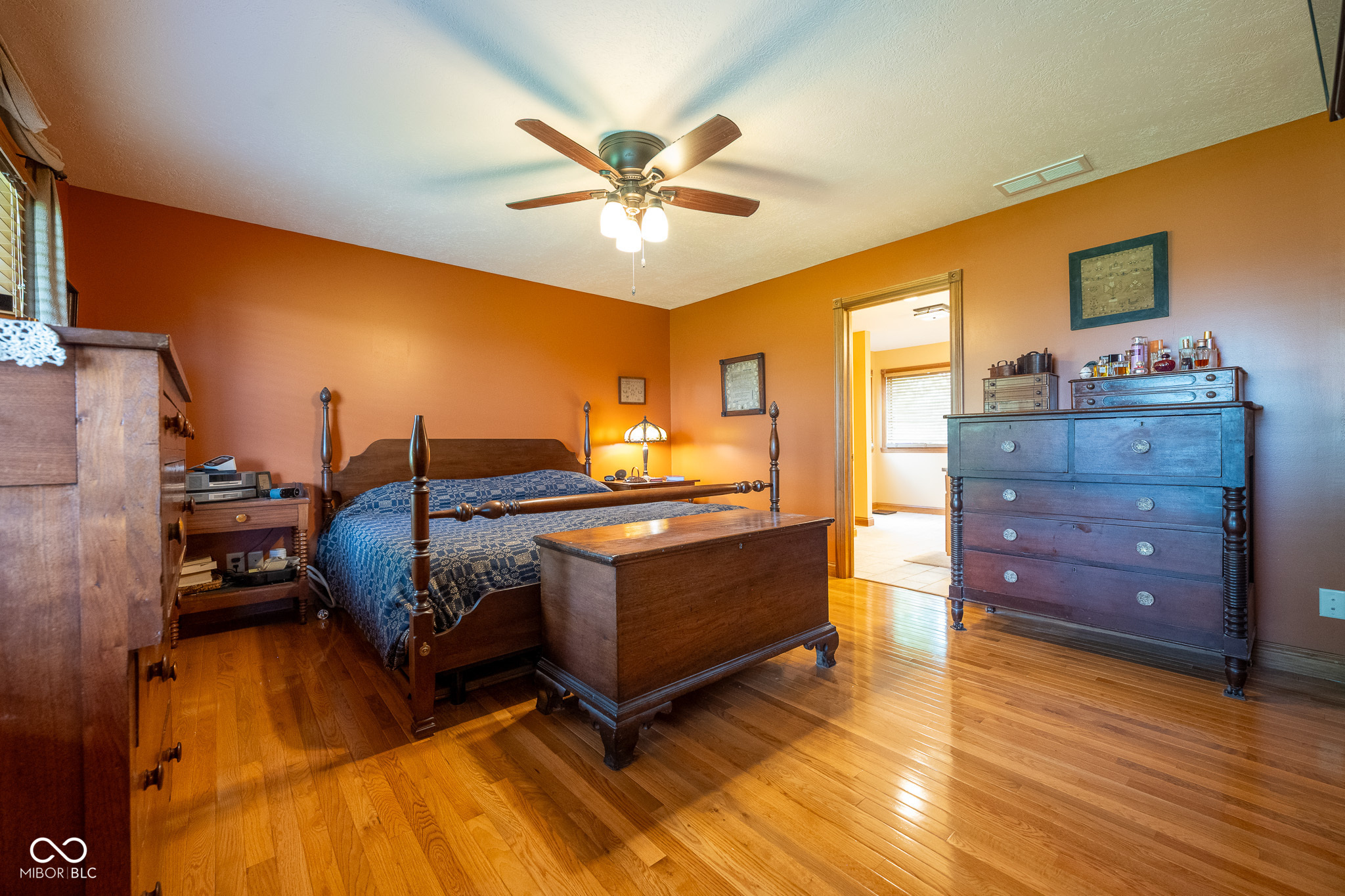 2221 W County Road 500 N