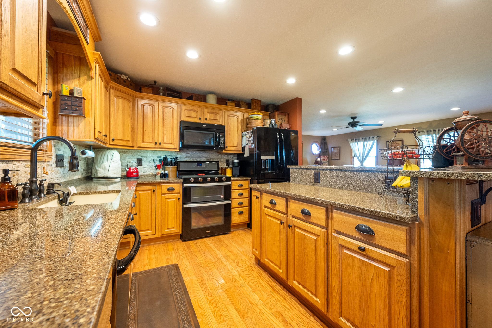 2221 W County Road 500 N