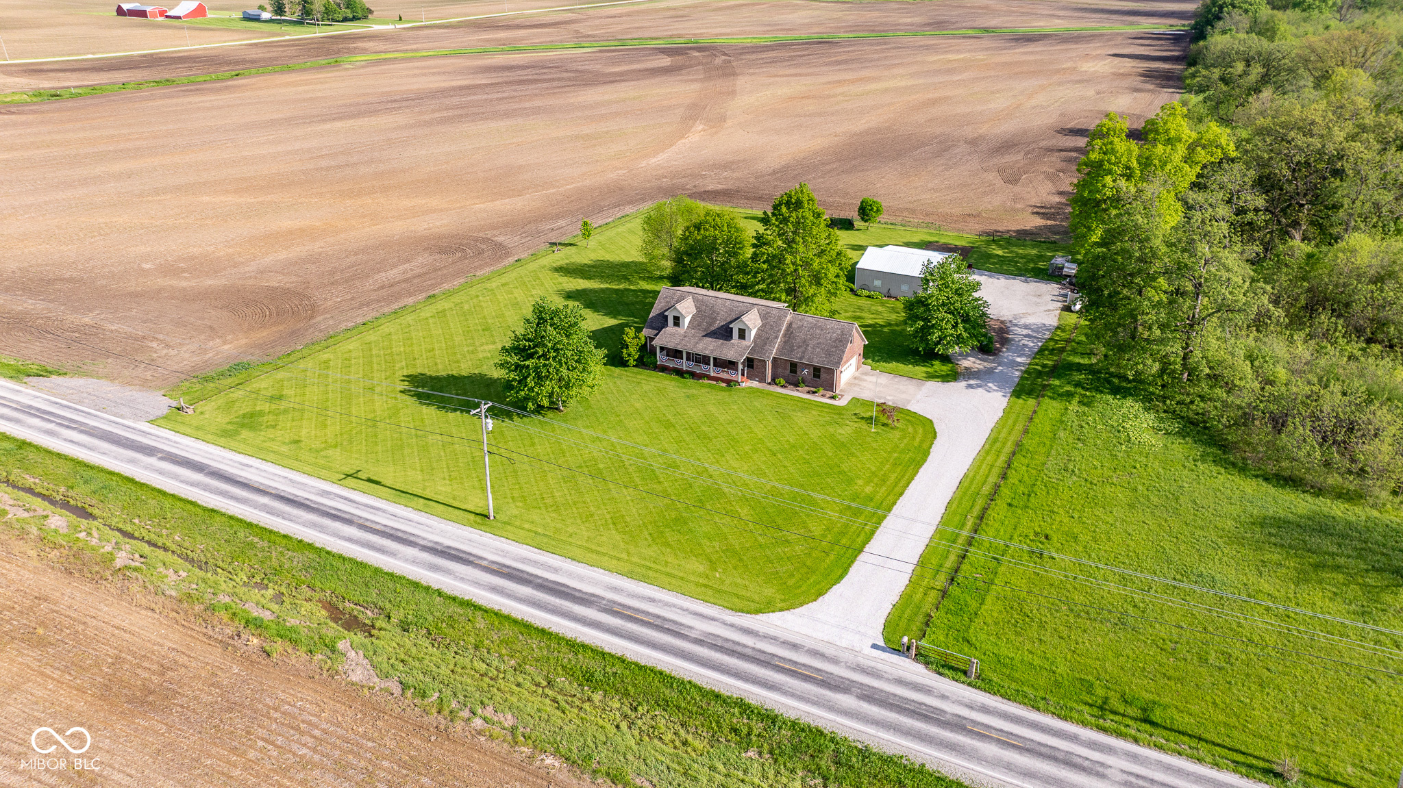 2221 W County Road 500 N