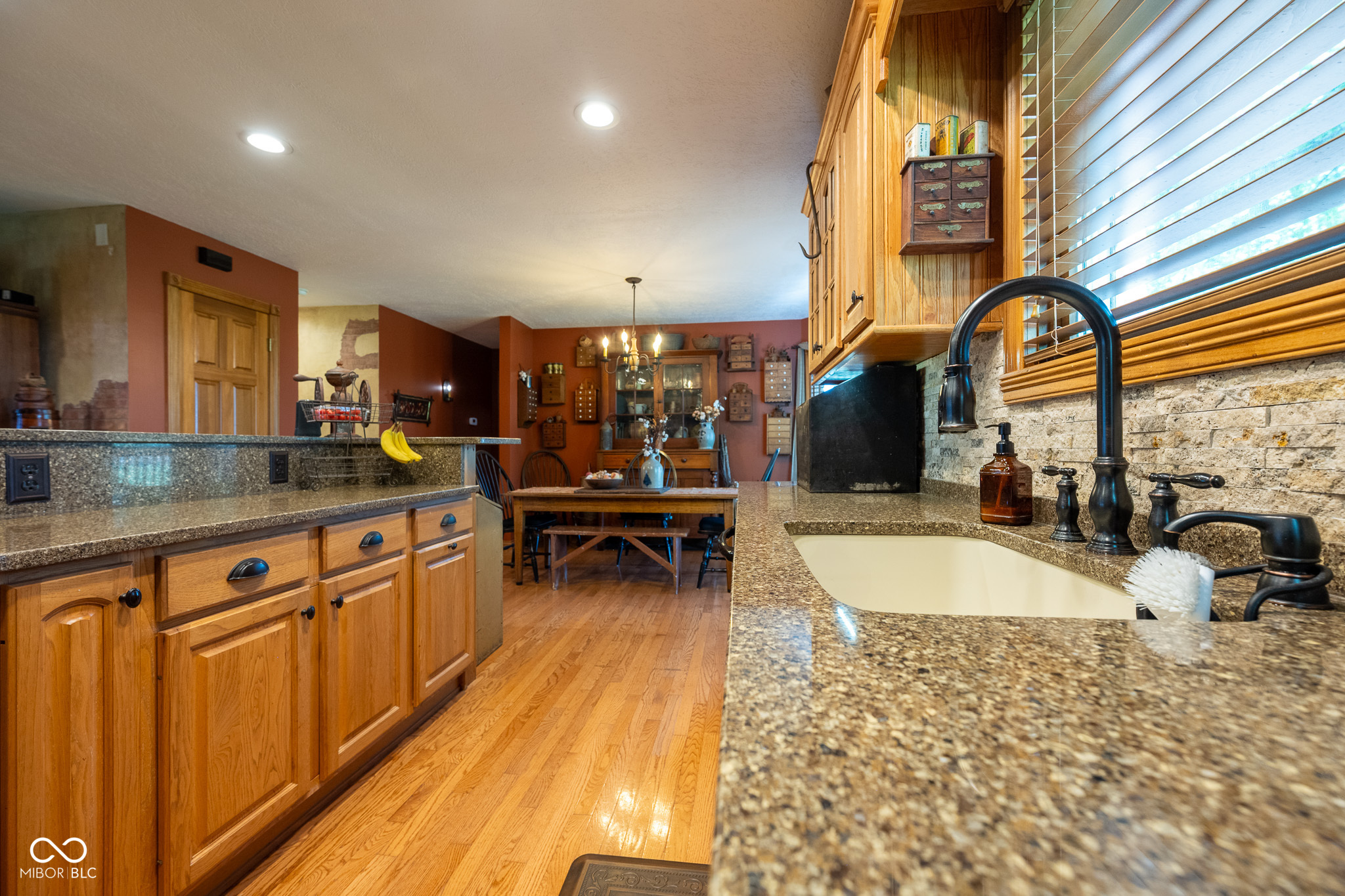 2221 W County Road 500 N