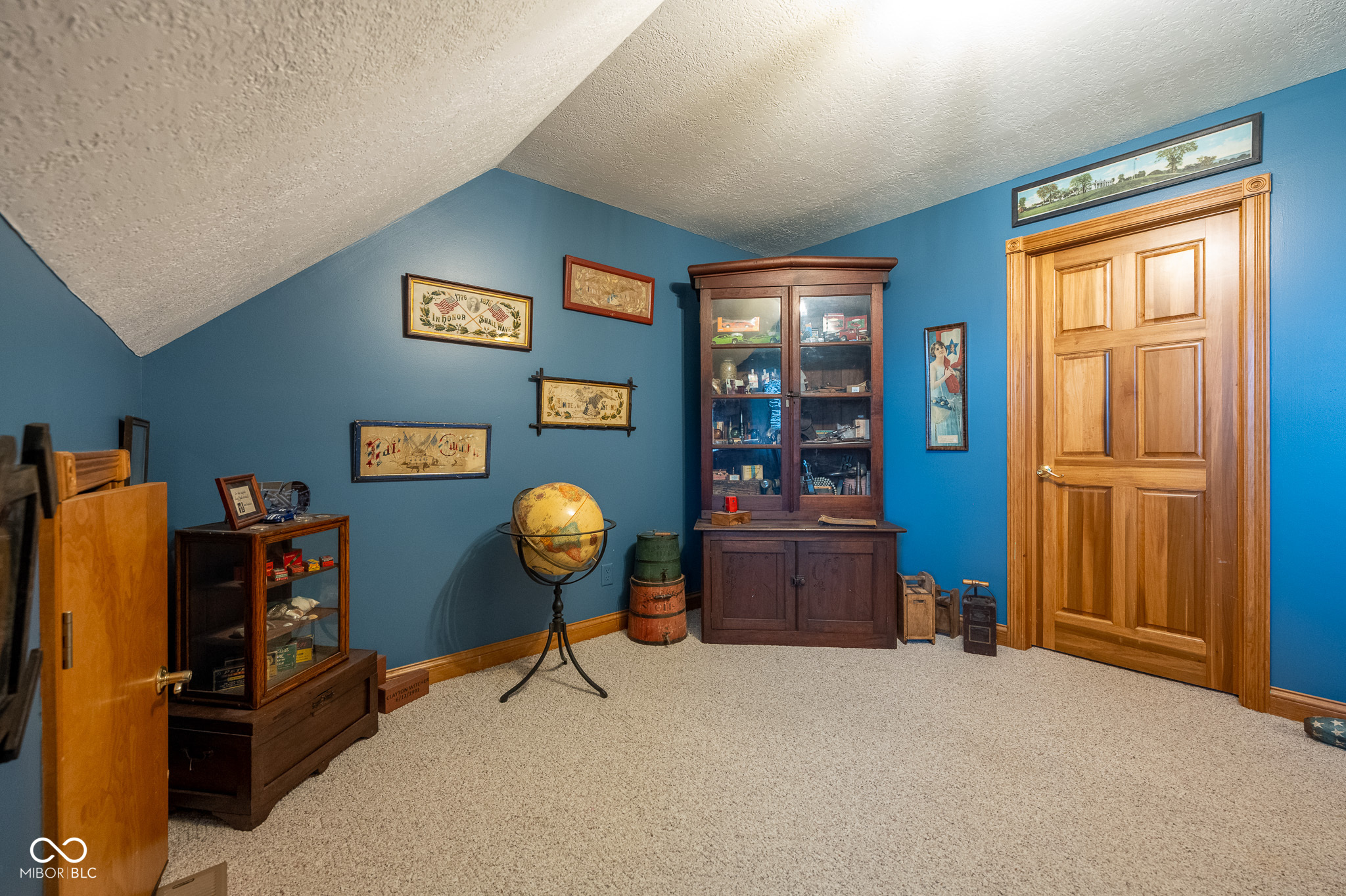2221 W County Road 500 N
