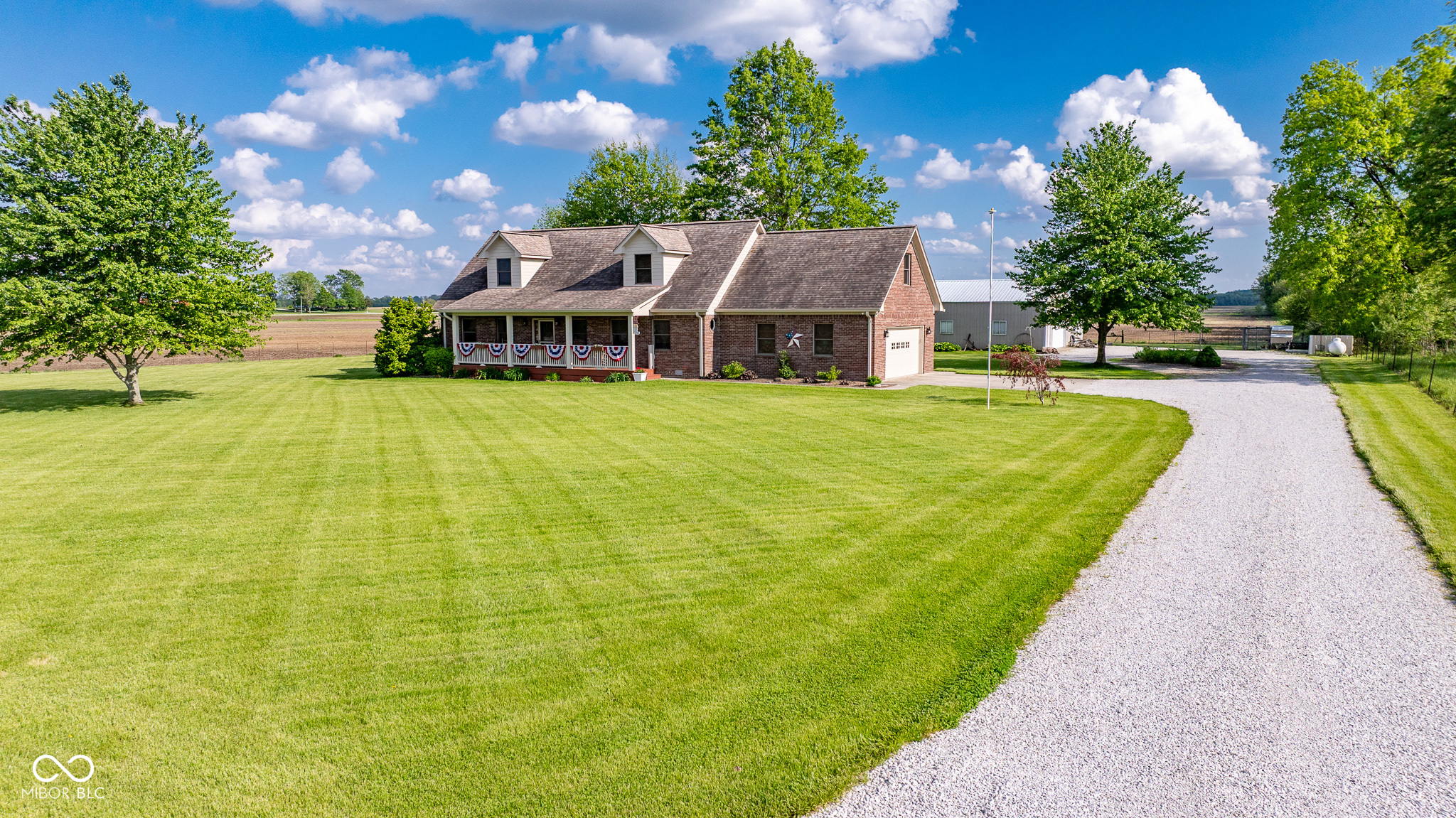 2221 W County Road 500 N