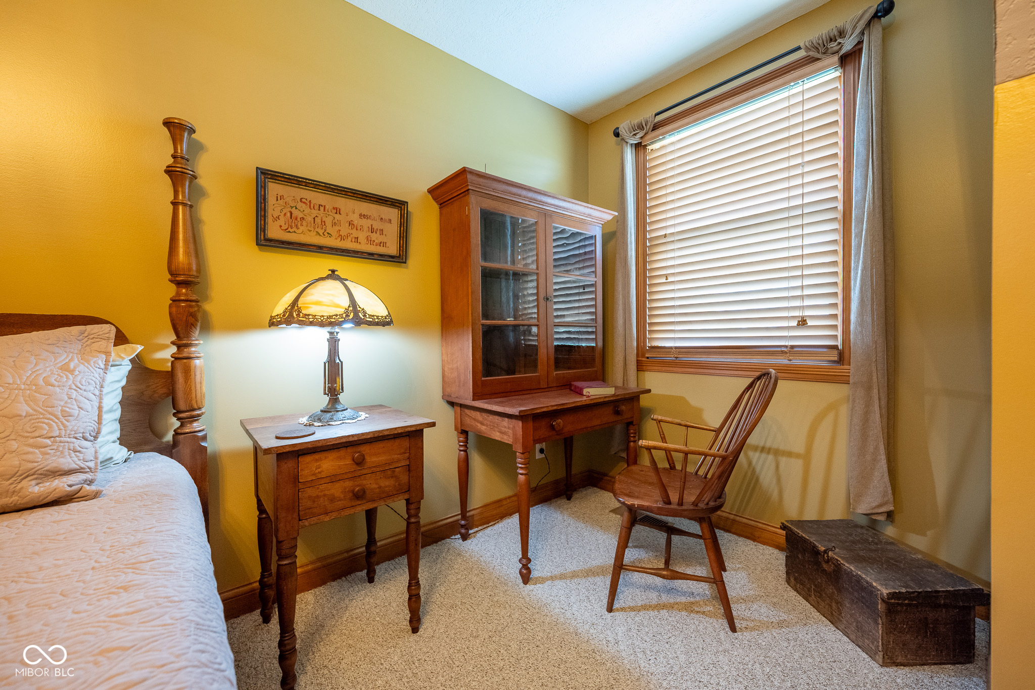 2221 W County Road 500 N