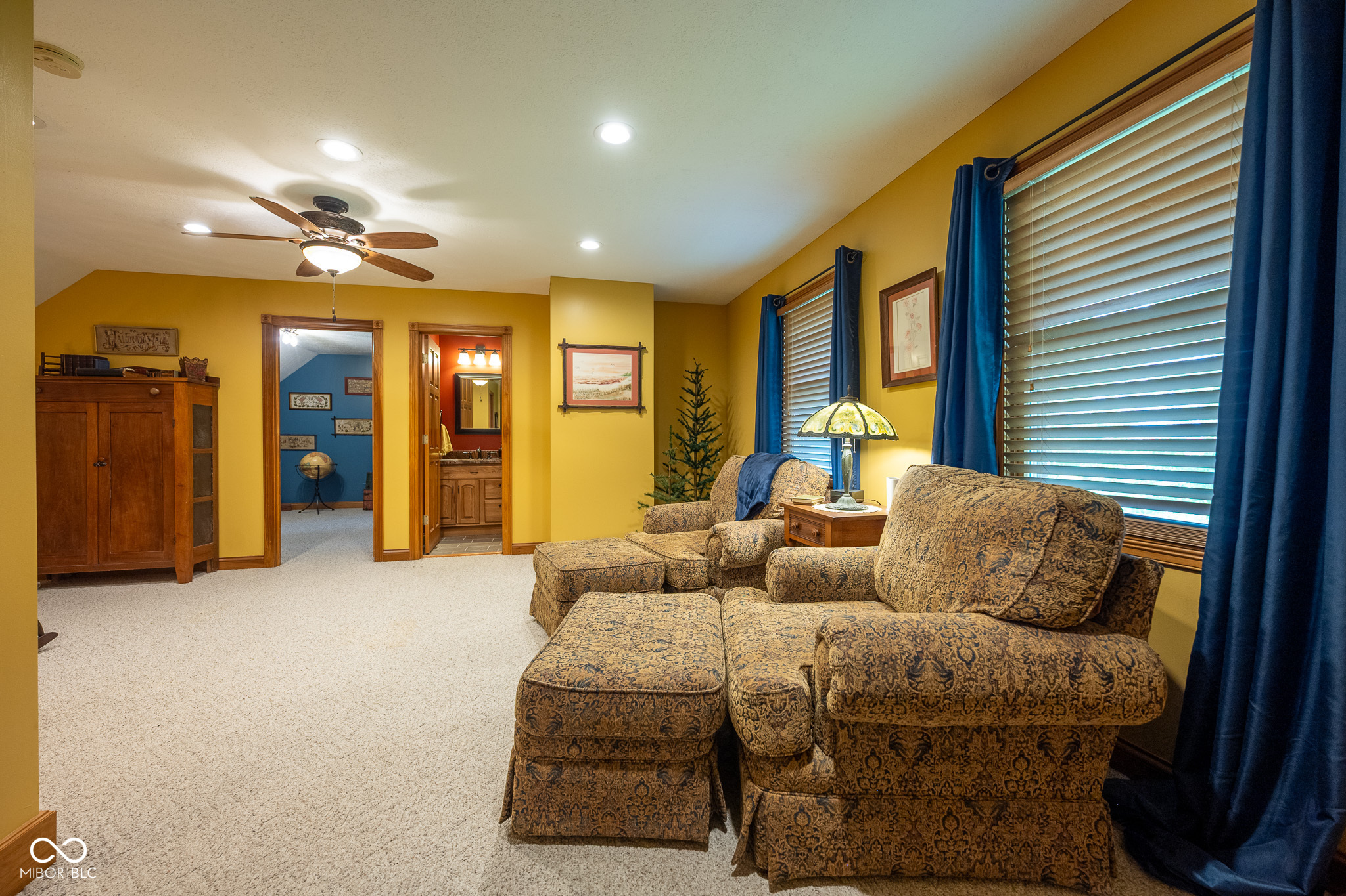 2221 W County Road 500 N
