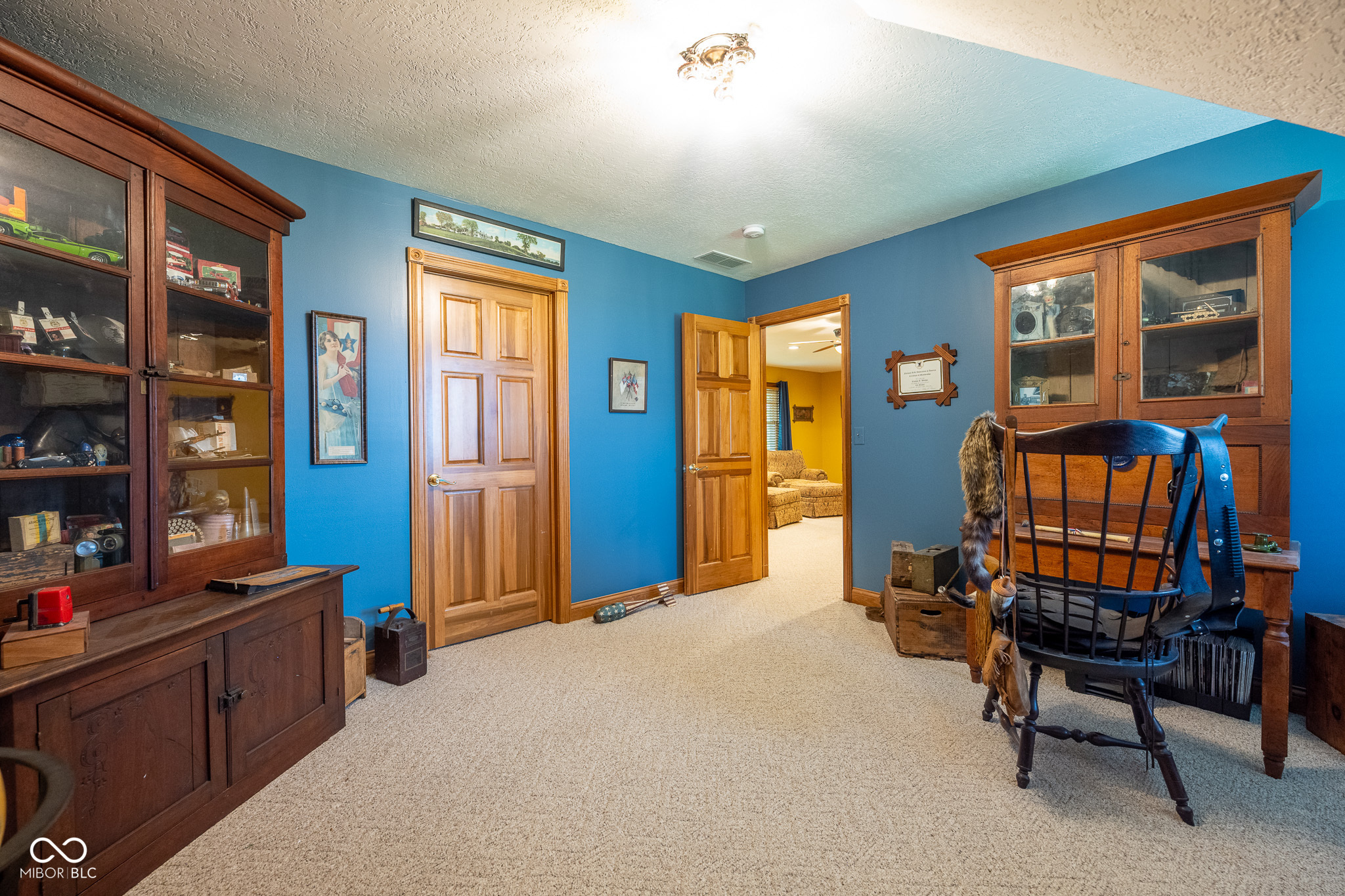 2221 W County Road 500 N