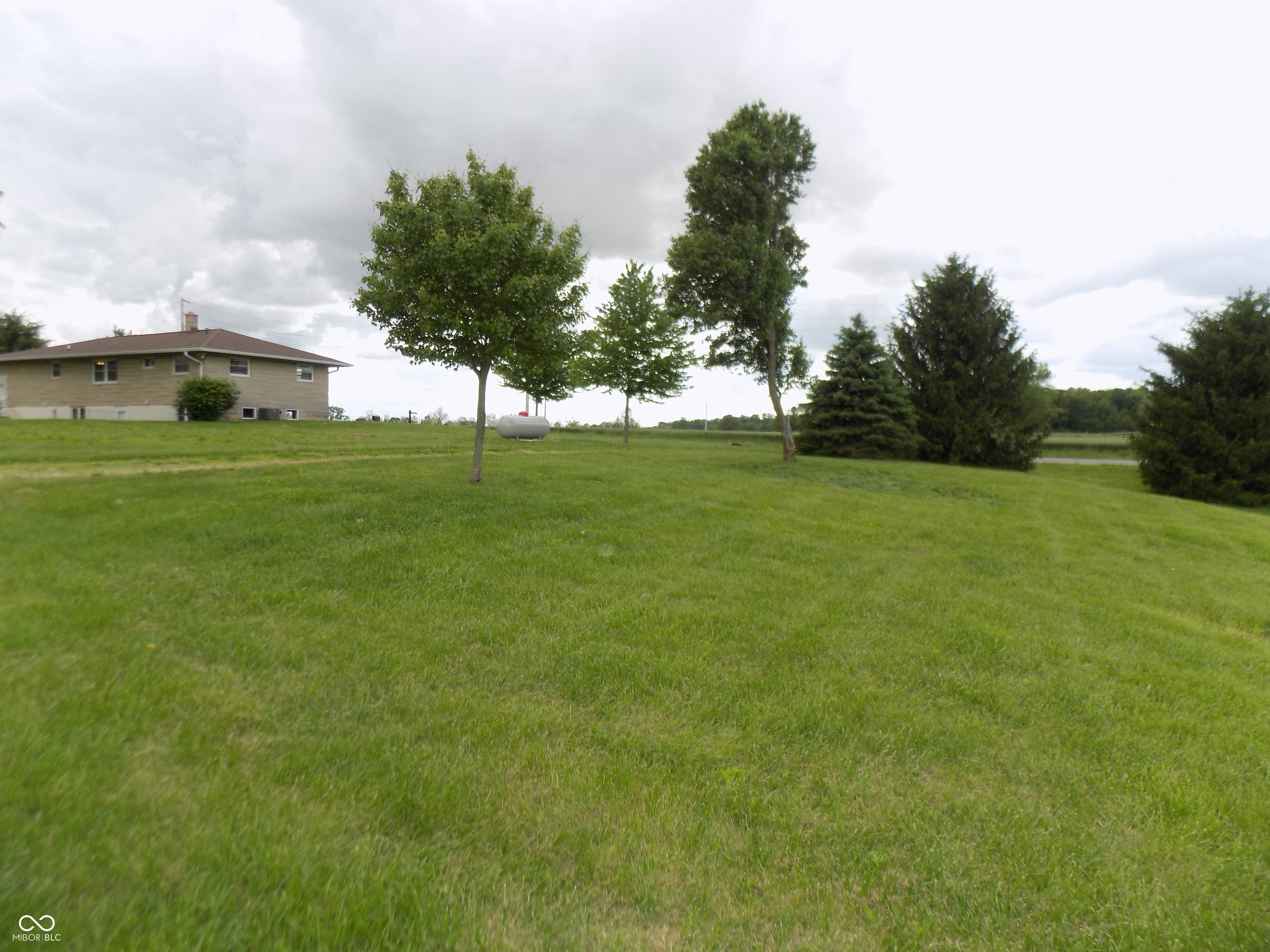 9739 S County Road 825 E