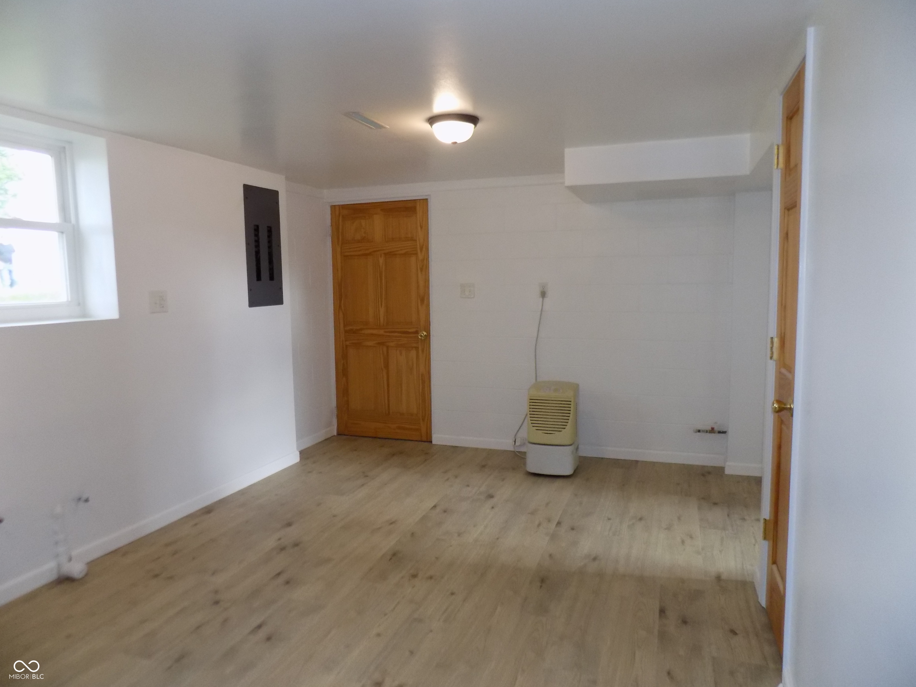 9739 S County Road 825 E