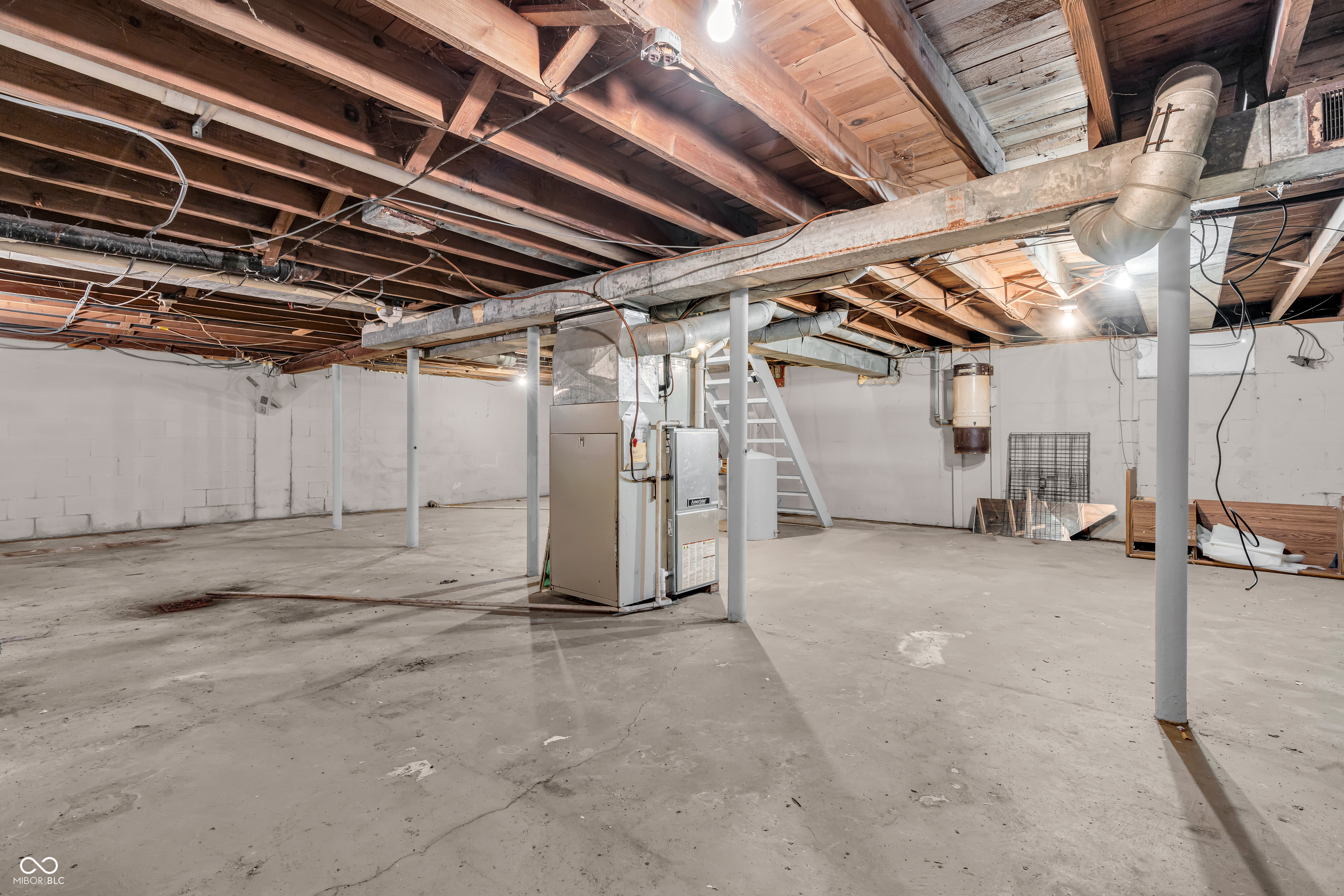 7075 S County Road 445 W