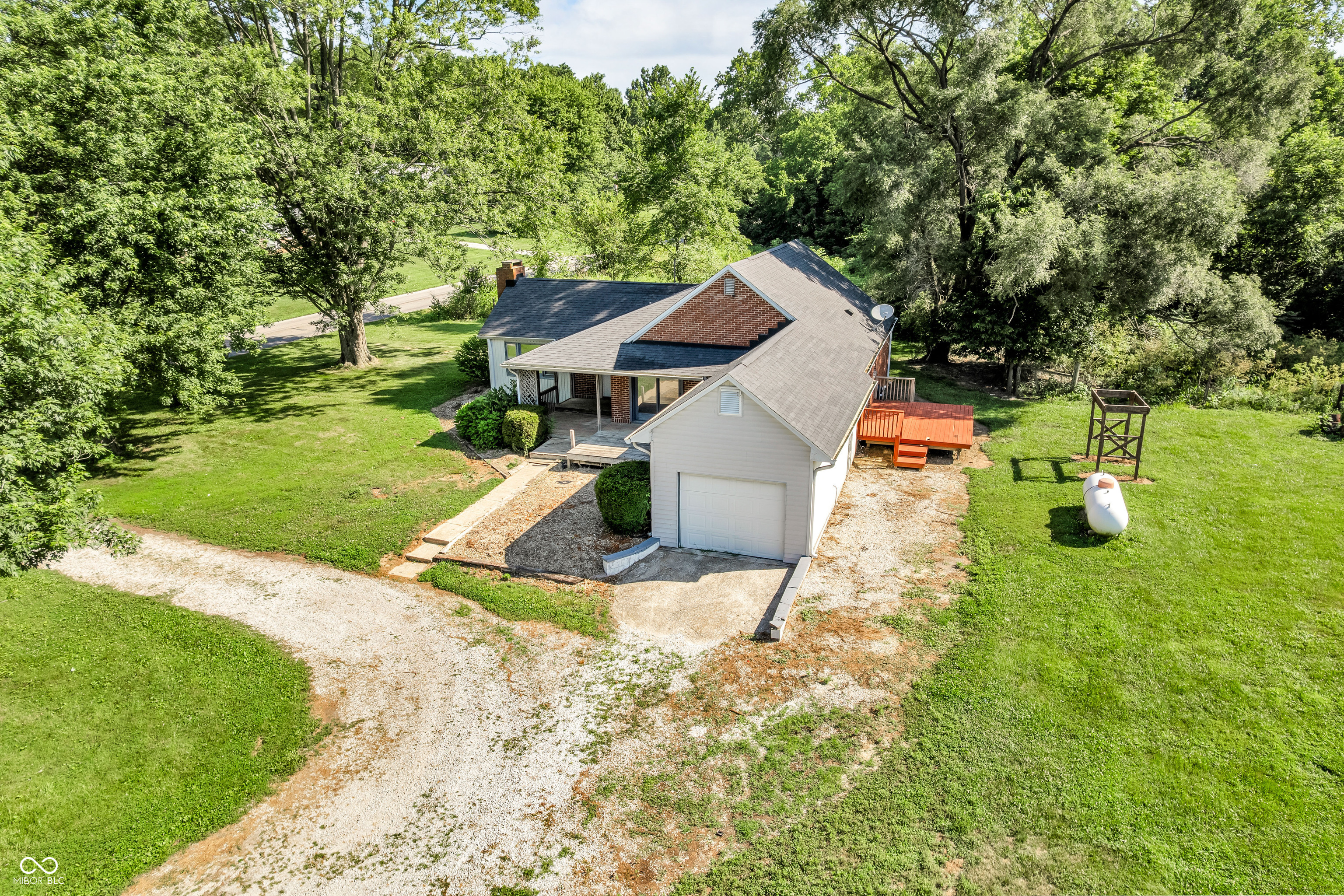 7075 S County Road 445 W