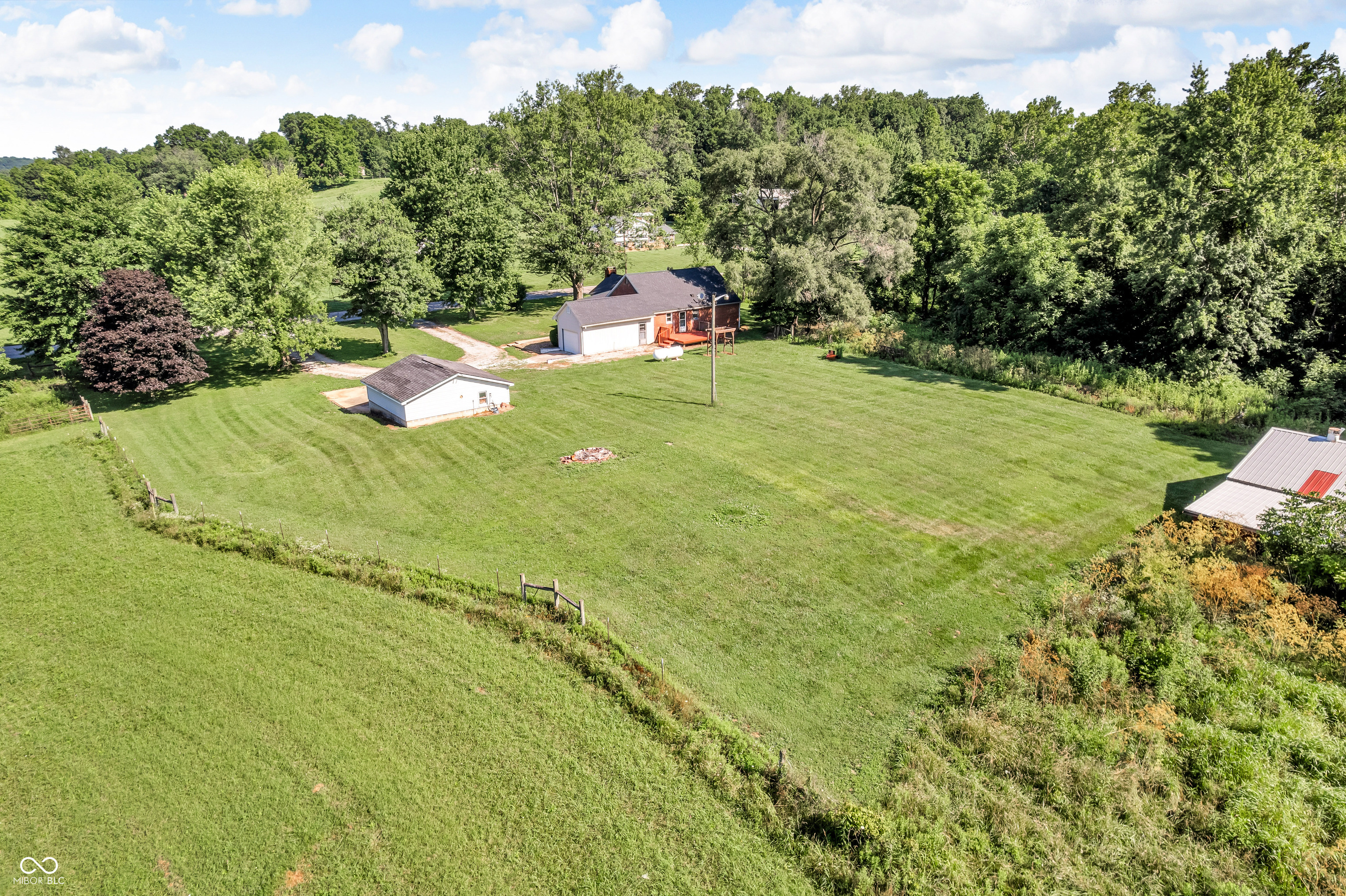 7075 S County Road 445 W