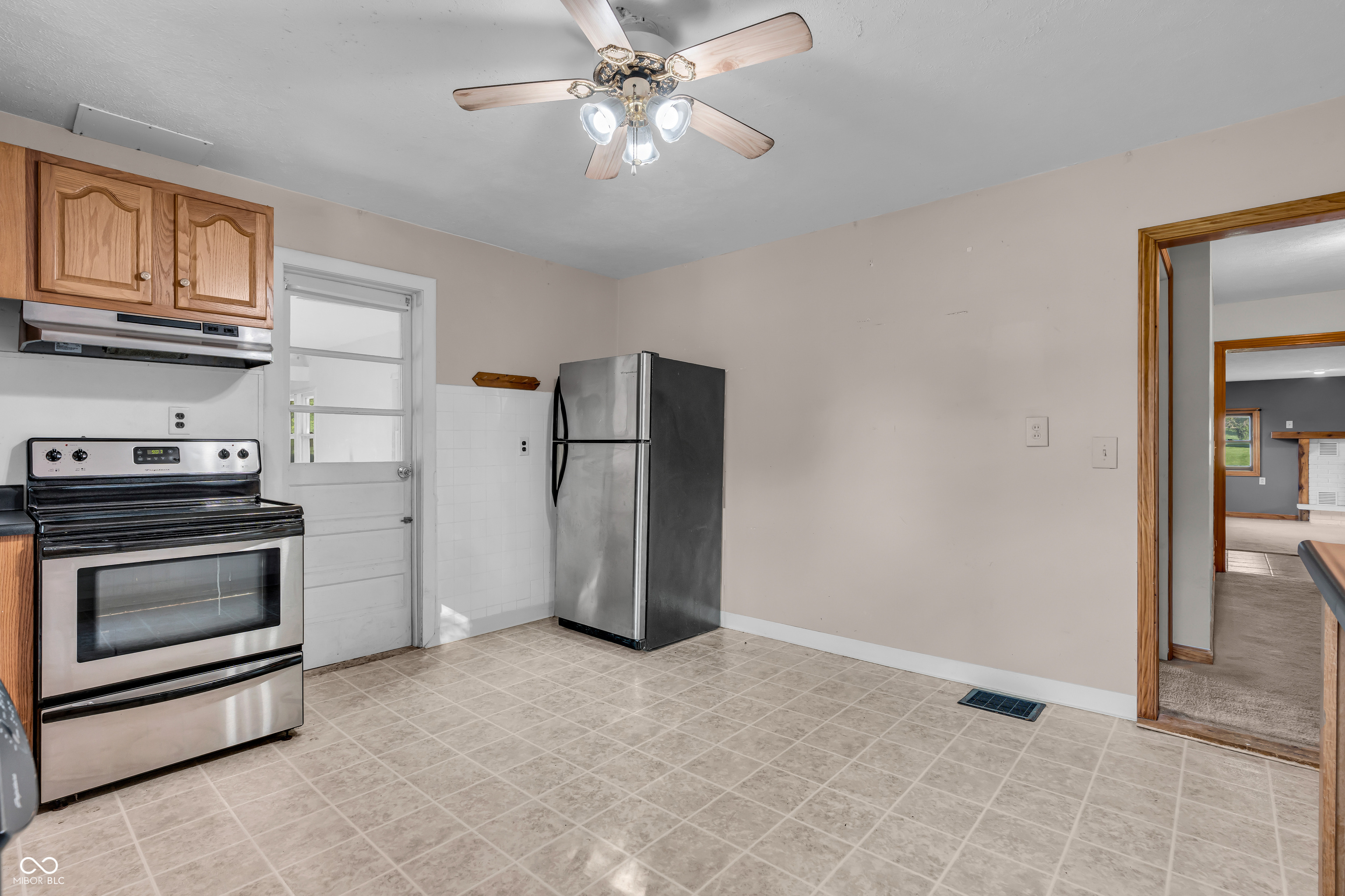 7075 S County Road 445 W