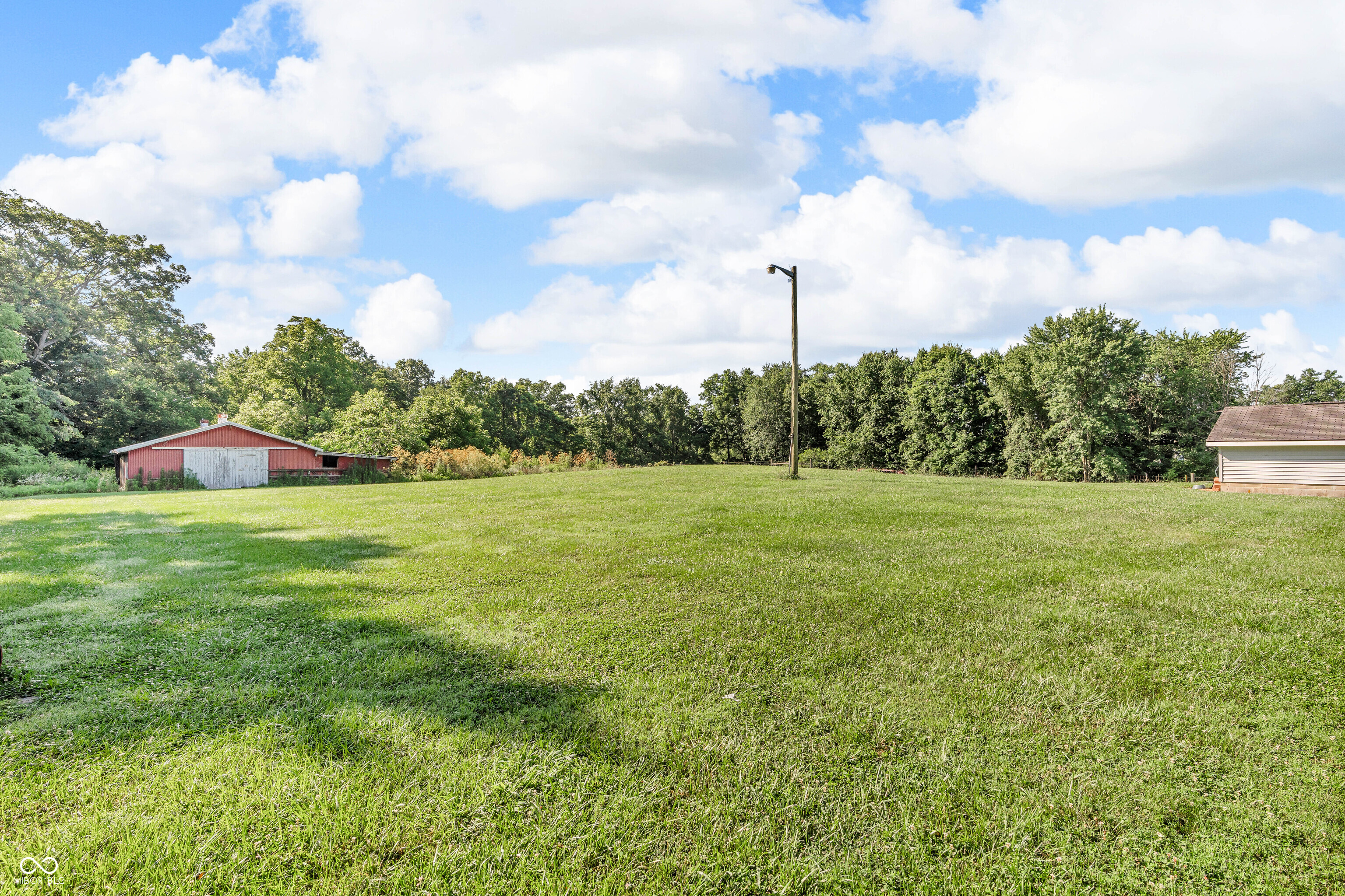 7075 S County Road 445 W