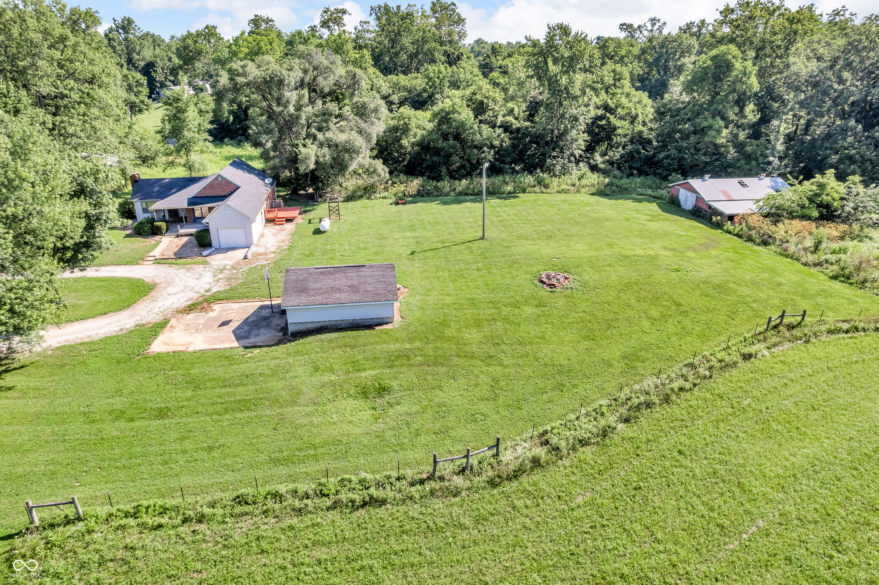 7075 S County Road 445 W