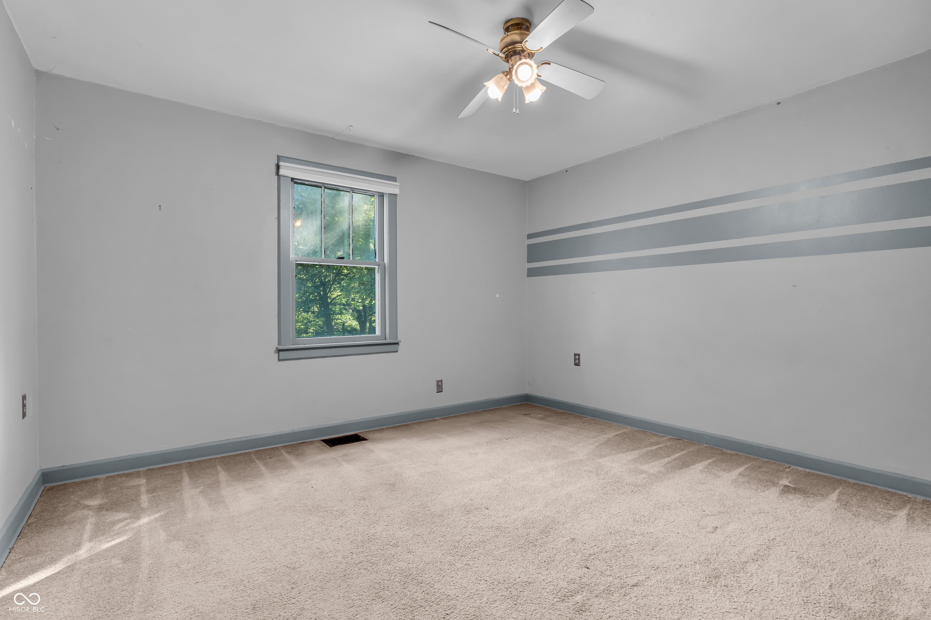 7075 S County Road 445 W