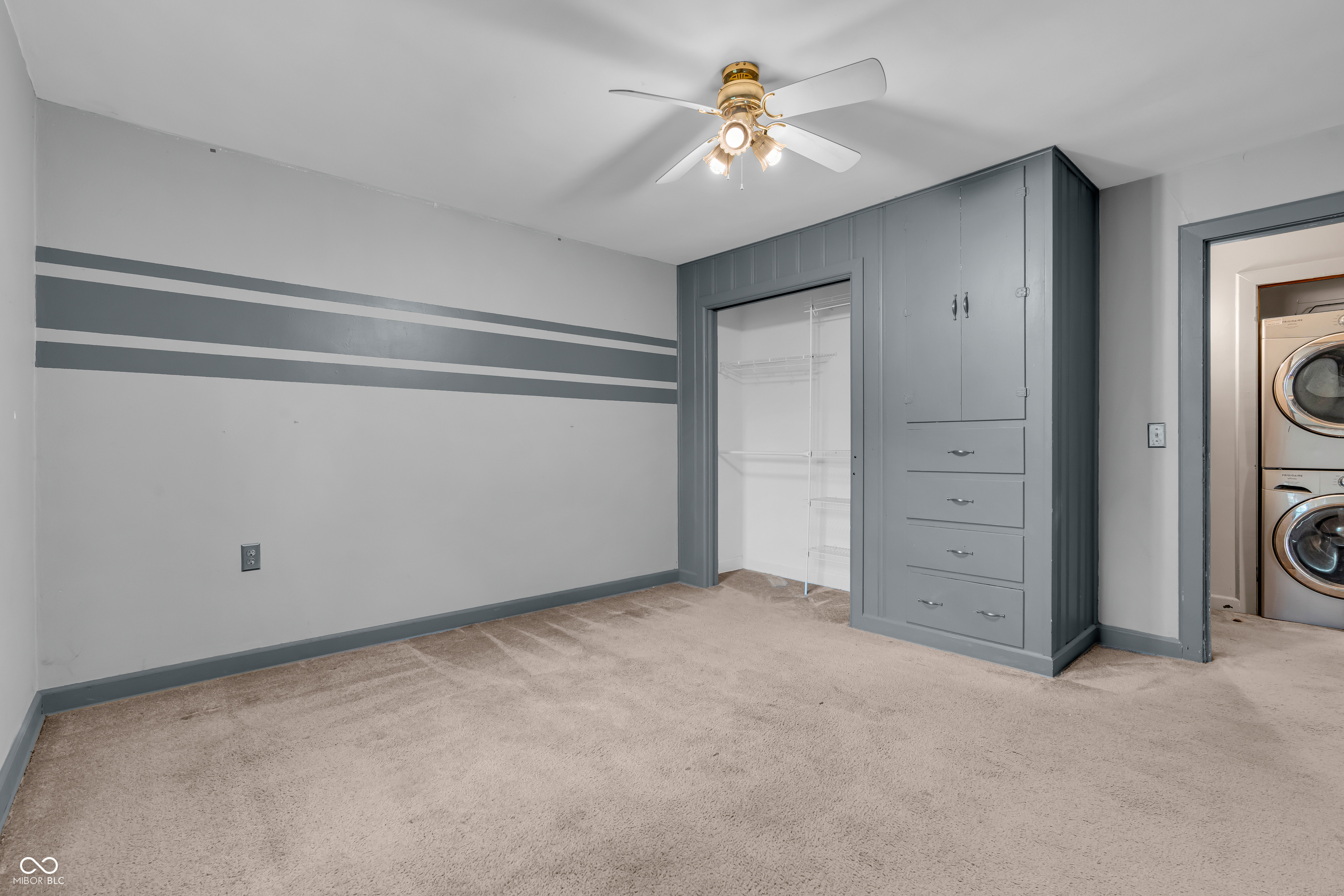 7075 S County Road 445 W