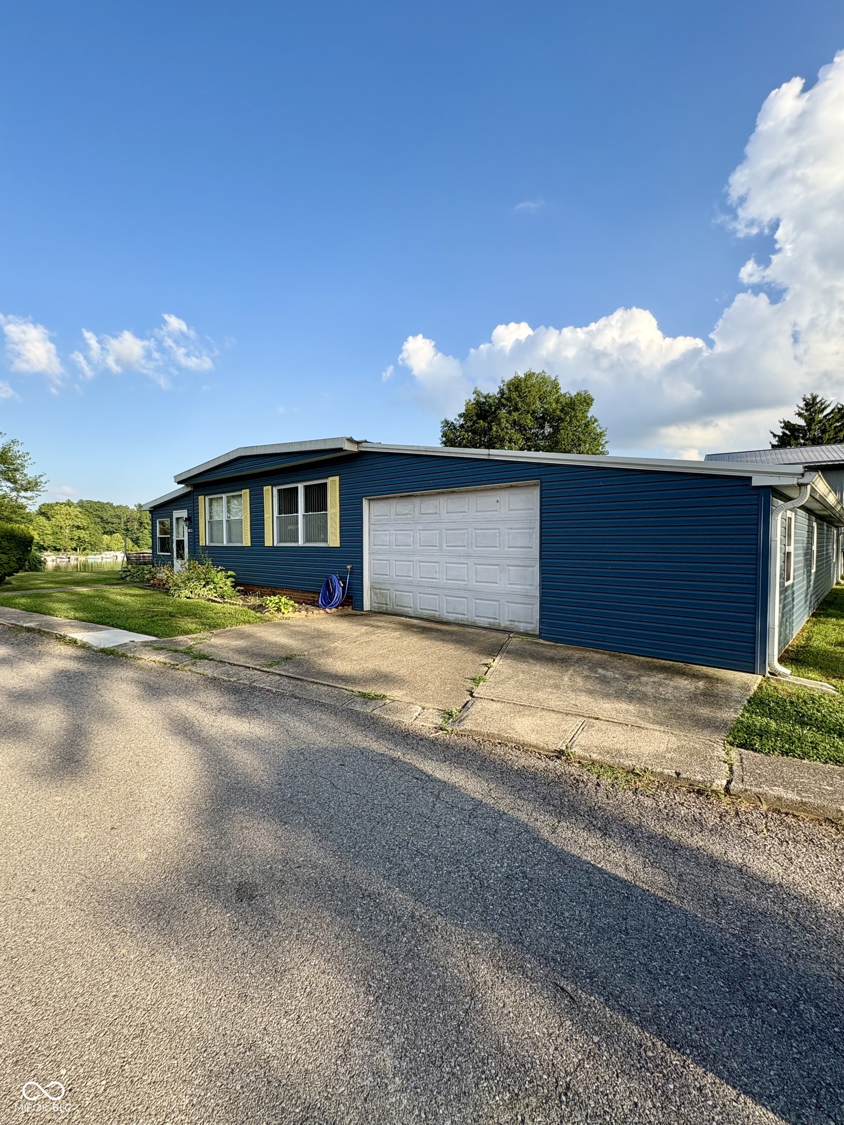 3009 Van Bibber Lake