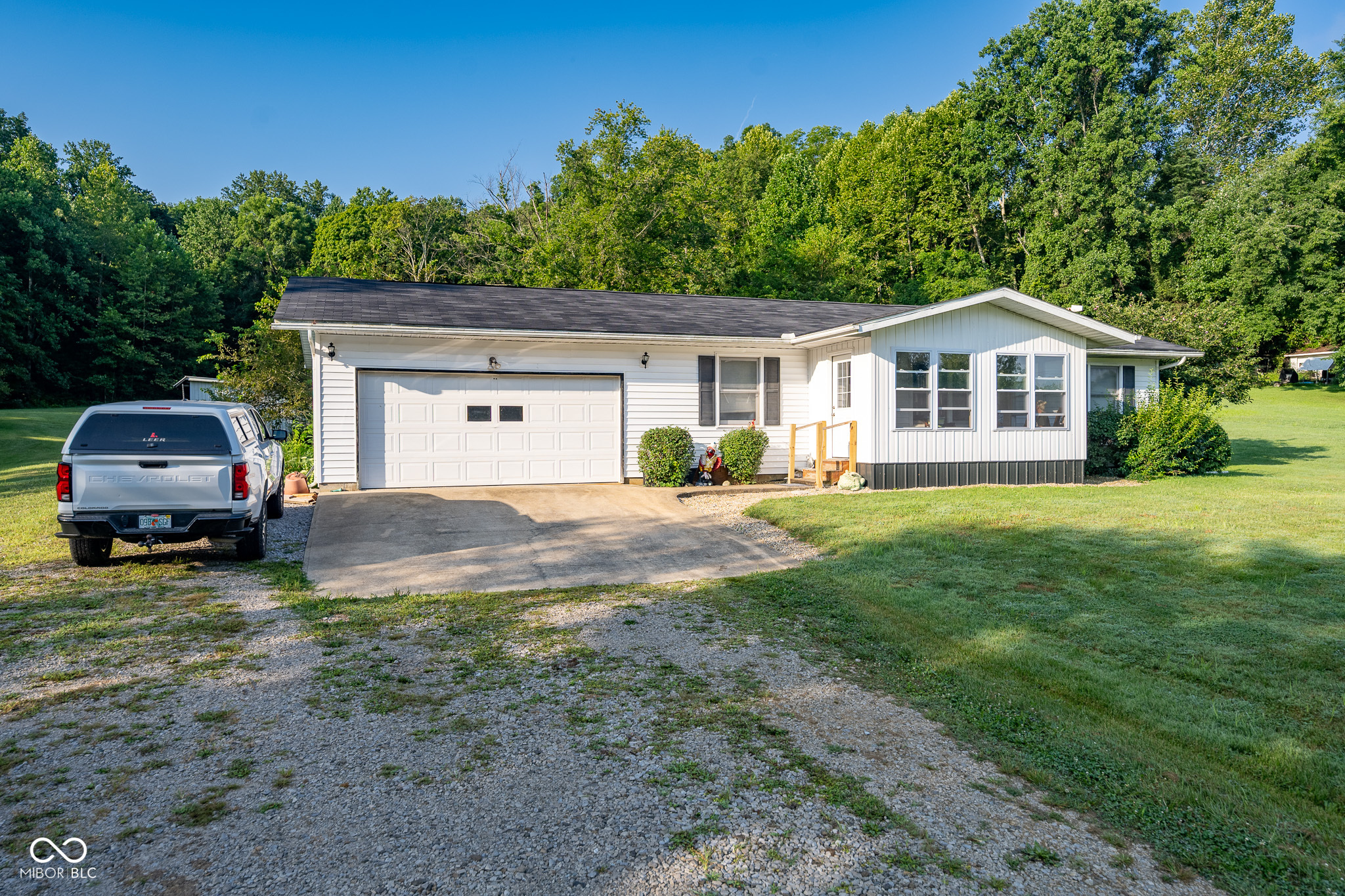 1518 Riddle Road