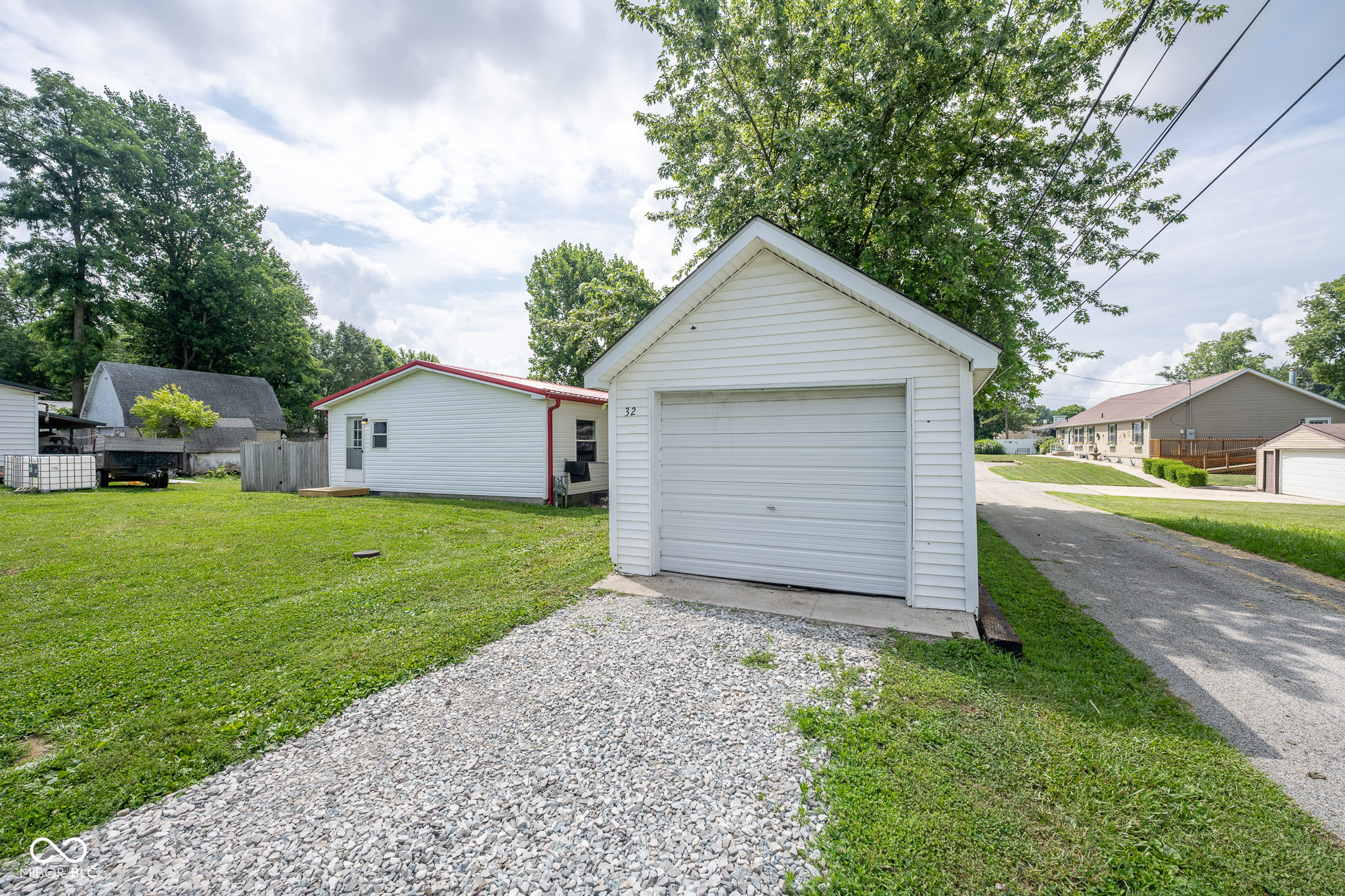 32 Martinsville Street