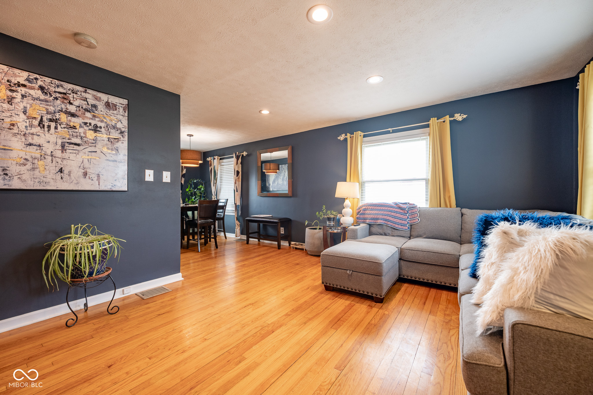 44 Iris Avenue