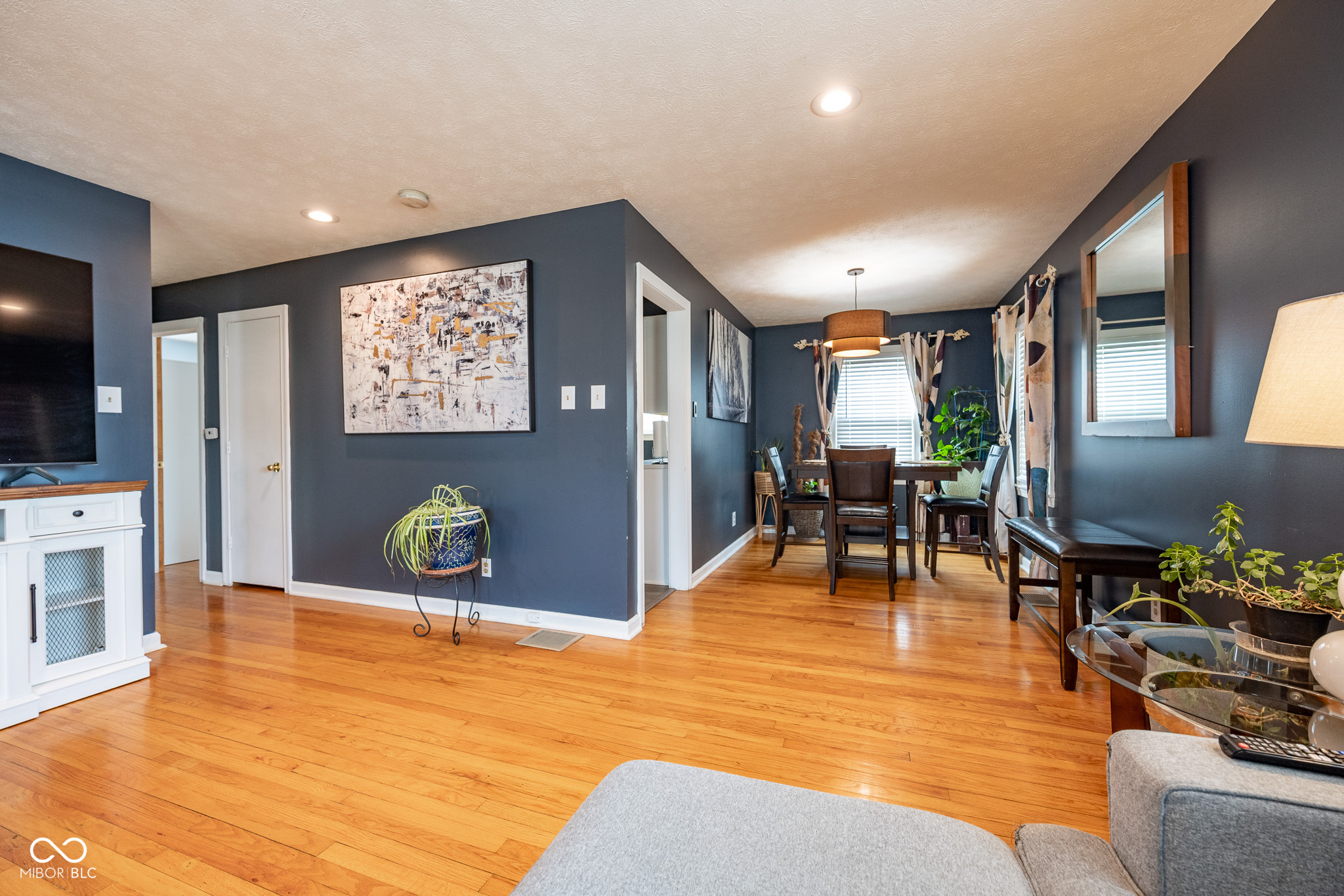 44 Iris Avenue