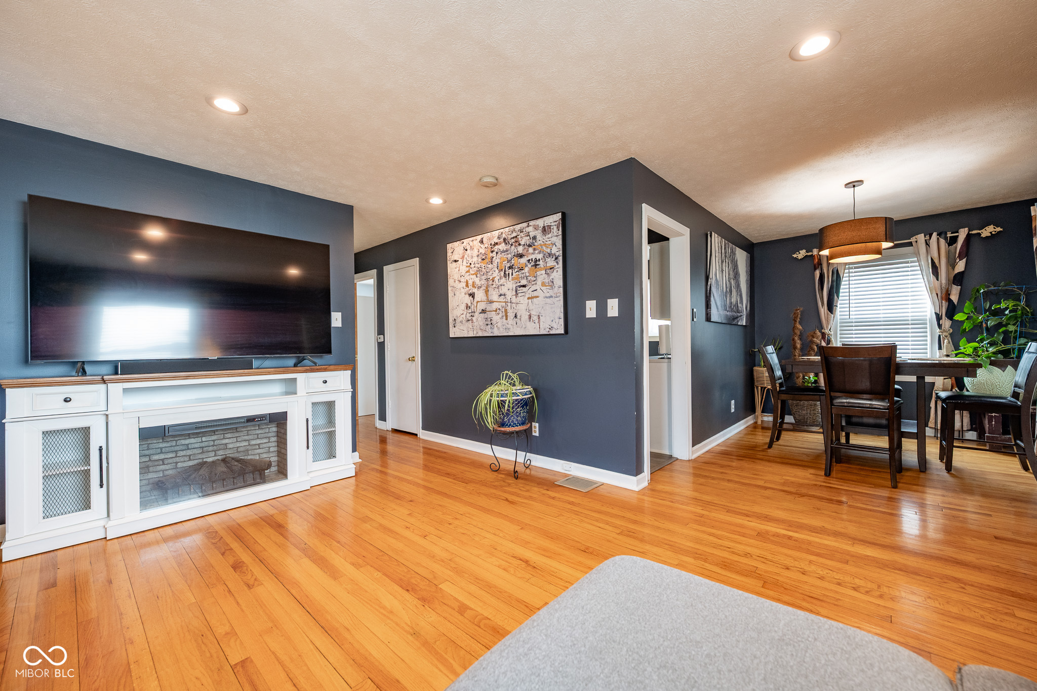 44 Iris Avenue