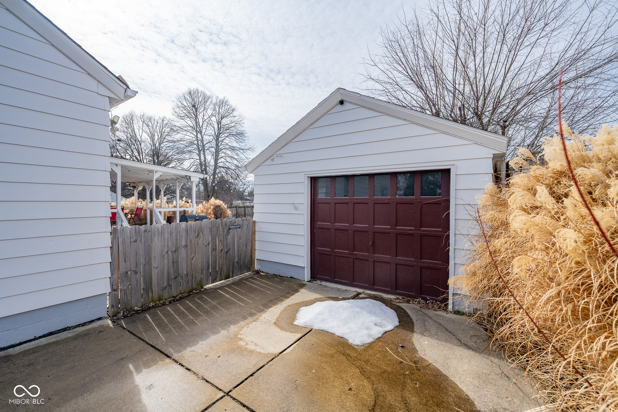 44 Iris Avenue