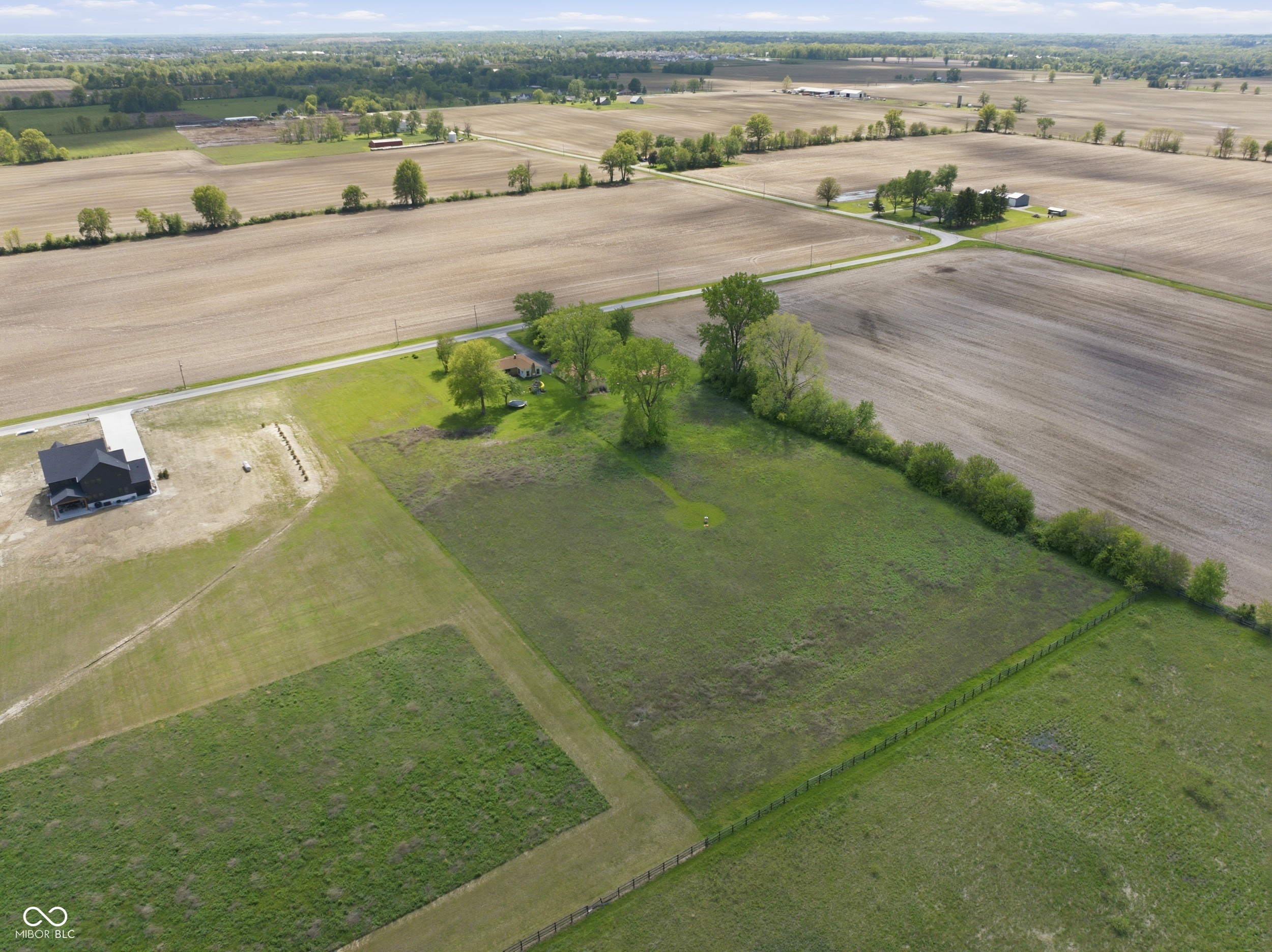2406 E County Road 250 N