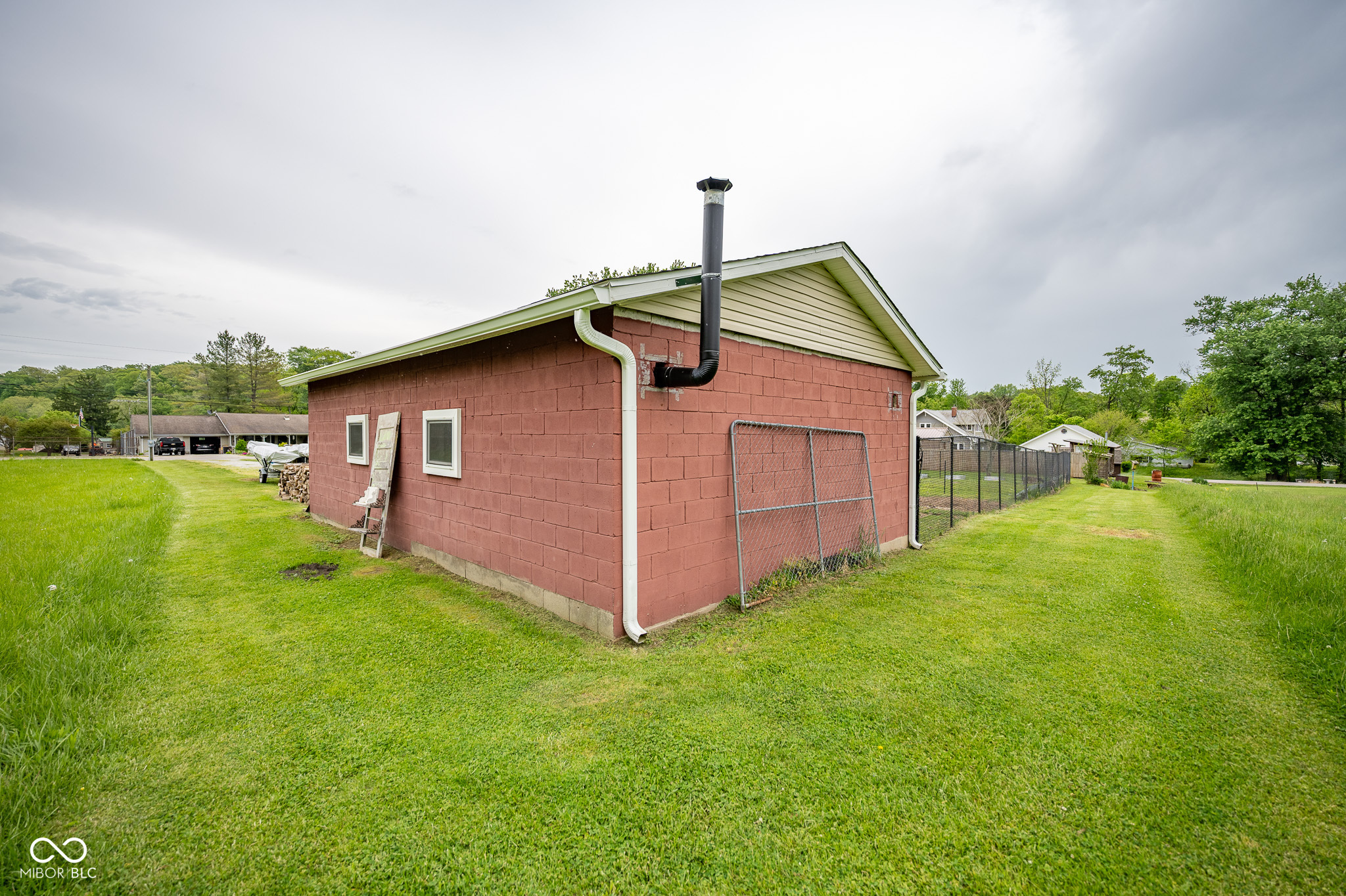 6497 State Road 58 E