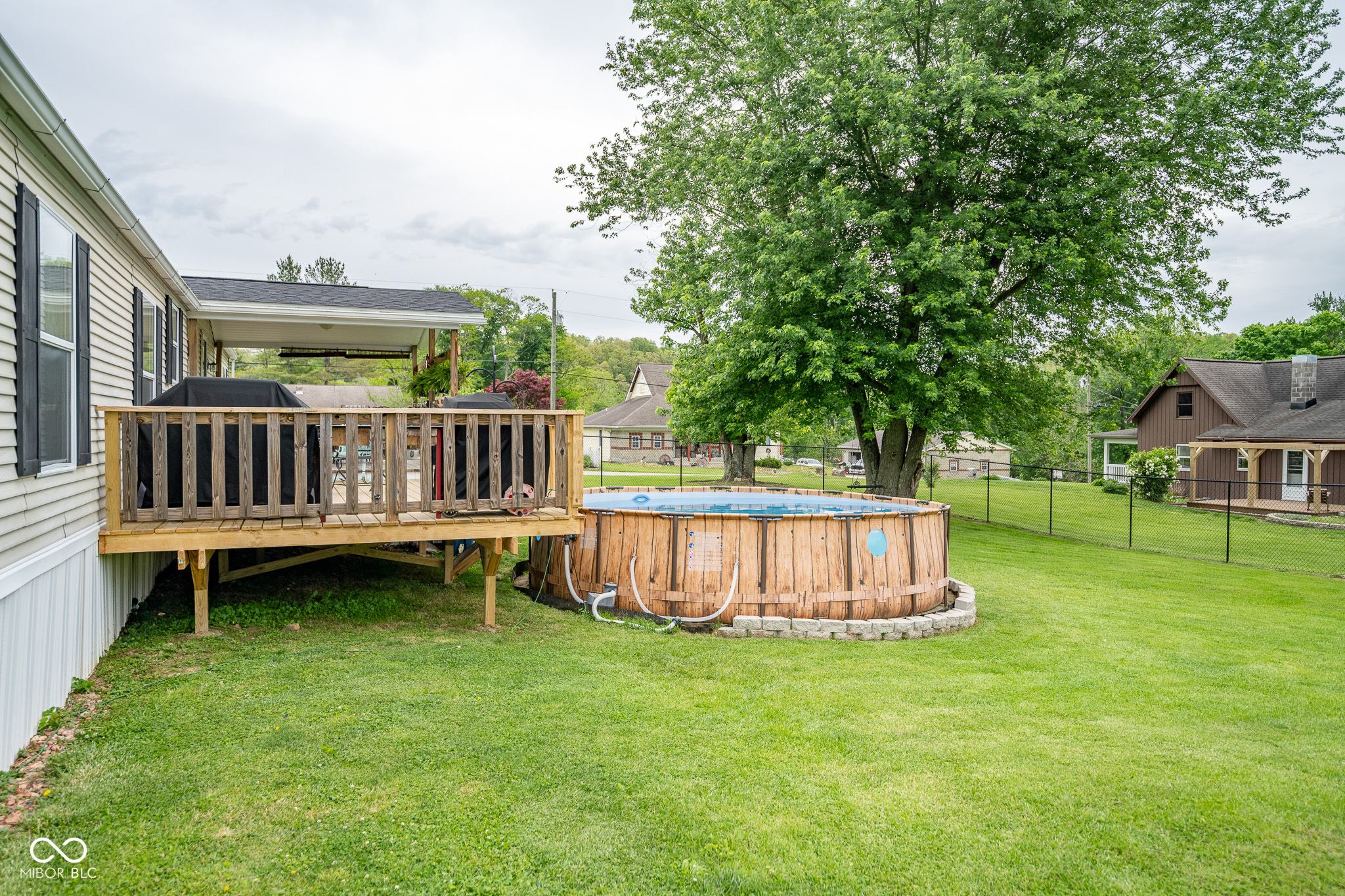 6497 State Road 58 E