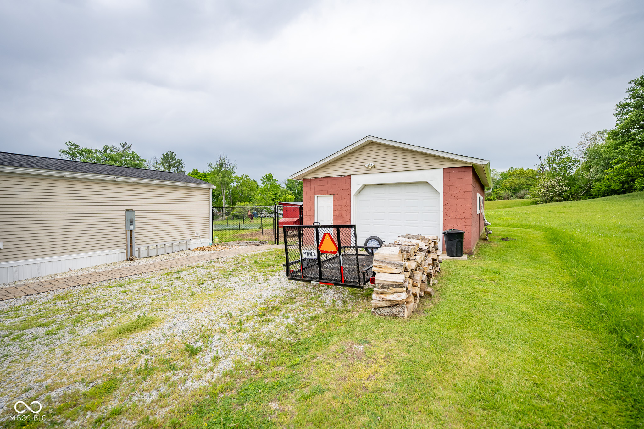 6497 State Road 58 E