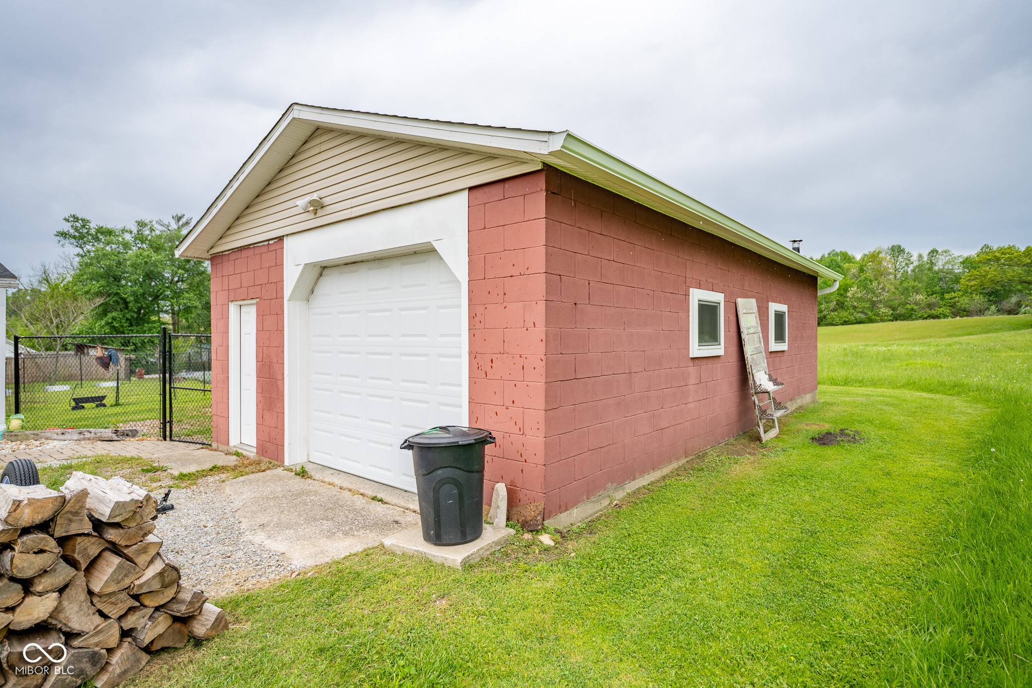 6497 State Road 58 E