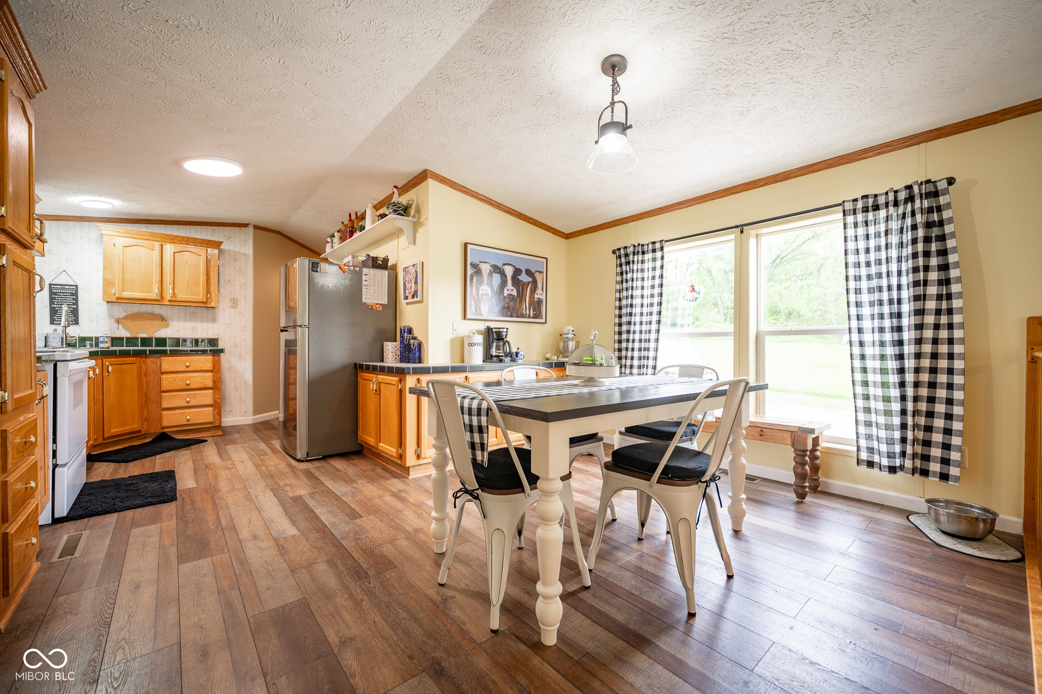 6497 State Road 58 E