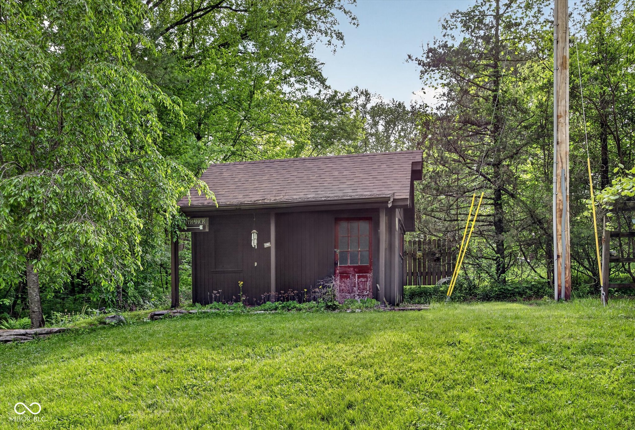 982 E Coonpath Road