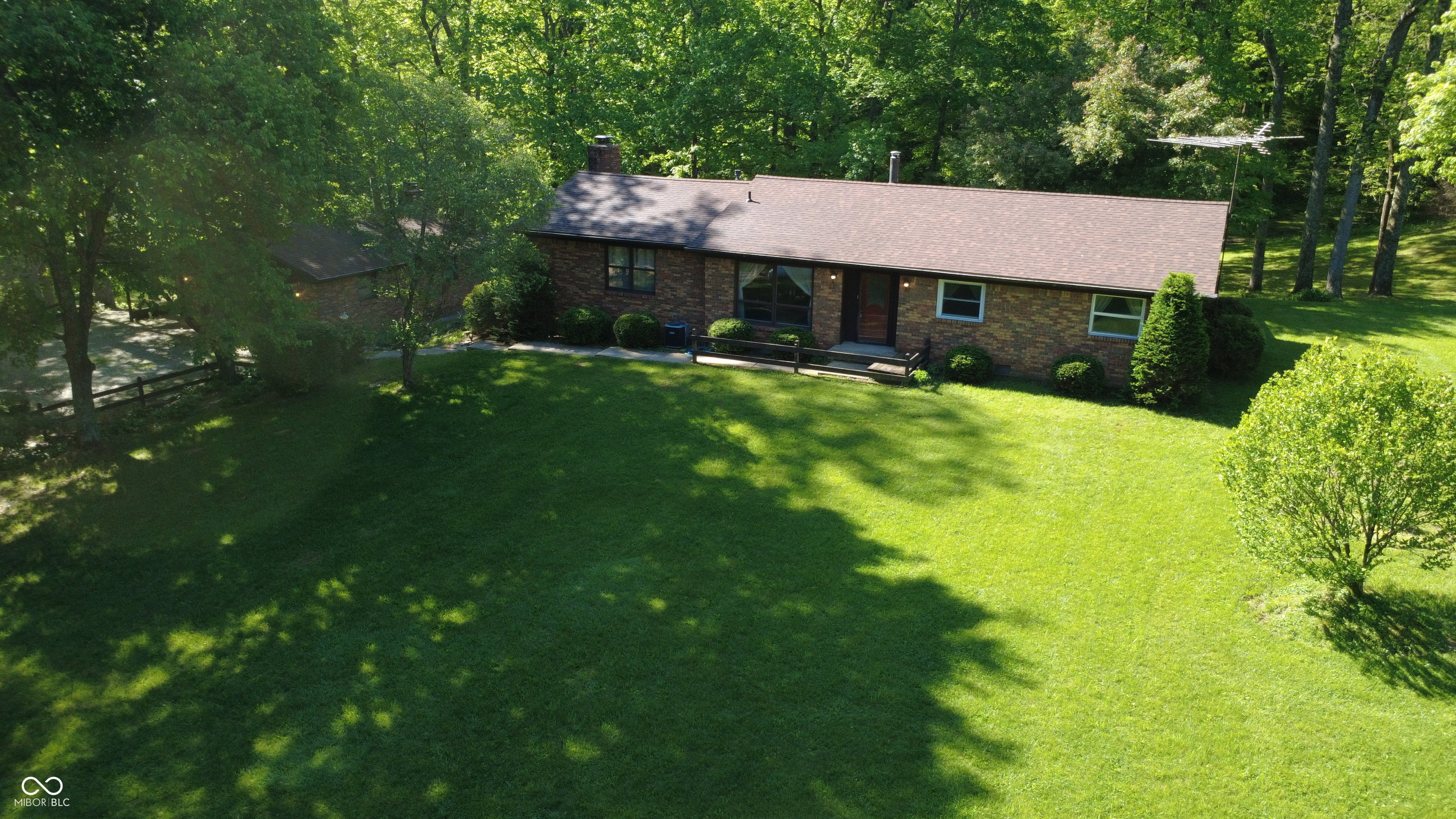 982 E Coonpath Road