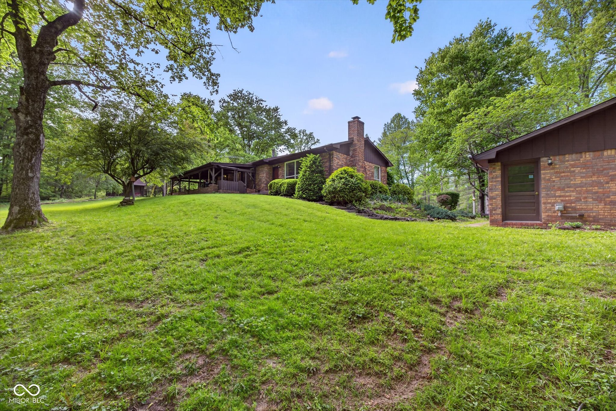 982 E Coonpath Road