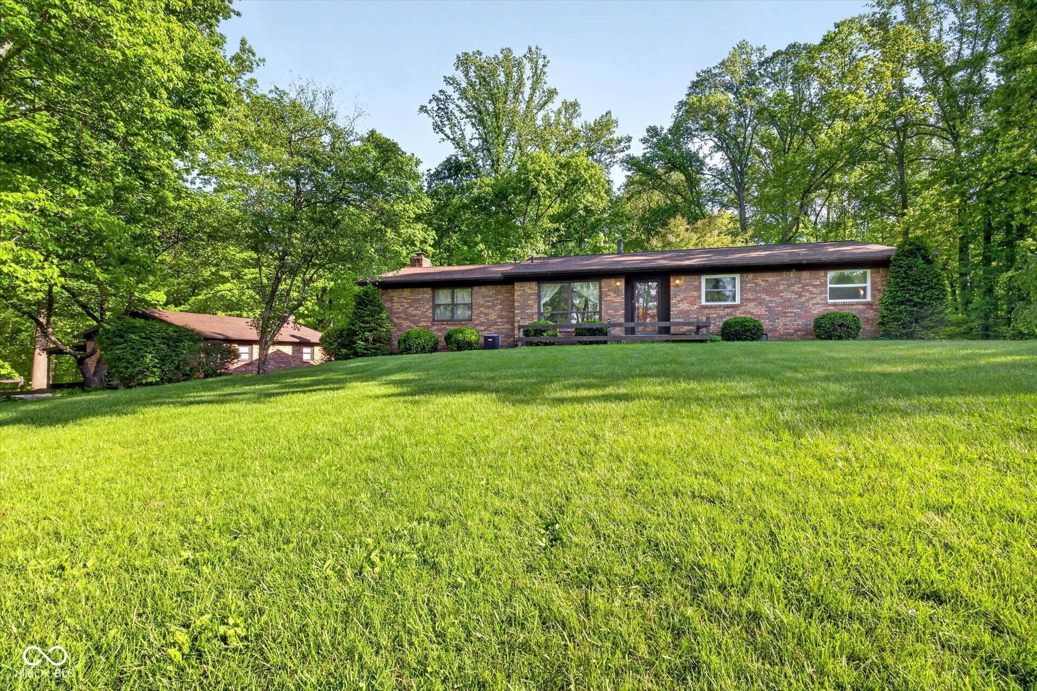 982 E Coonpath Road