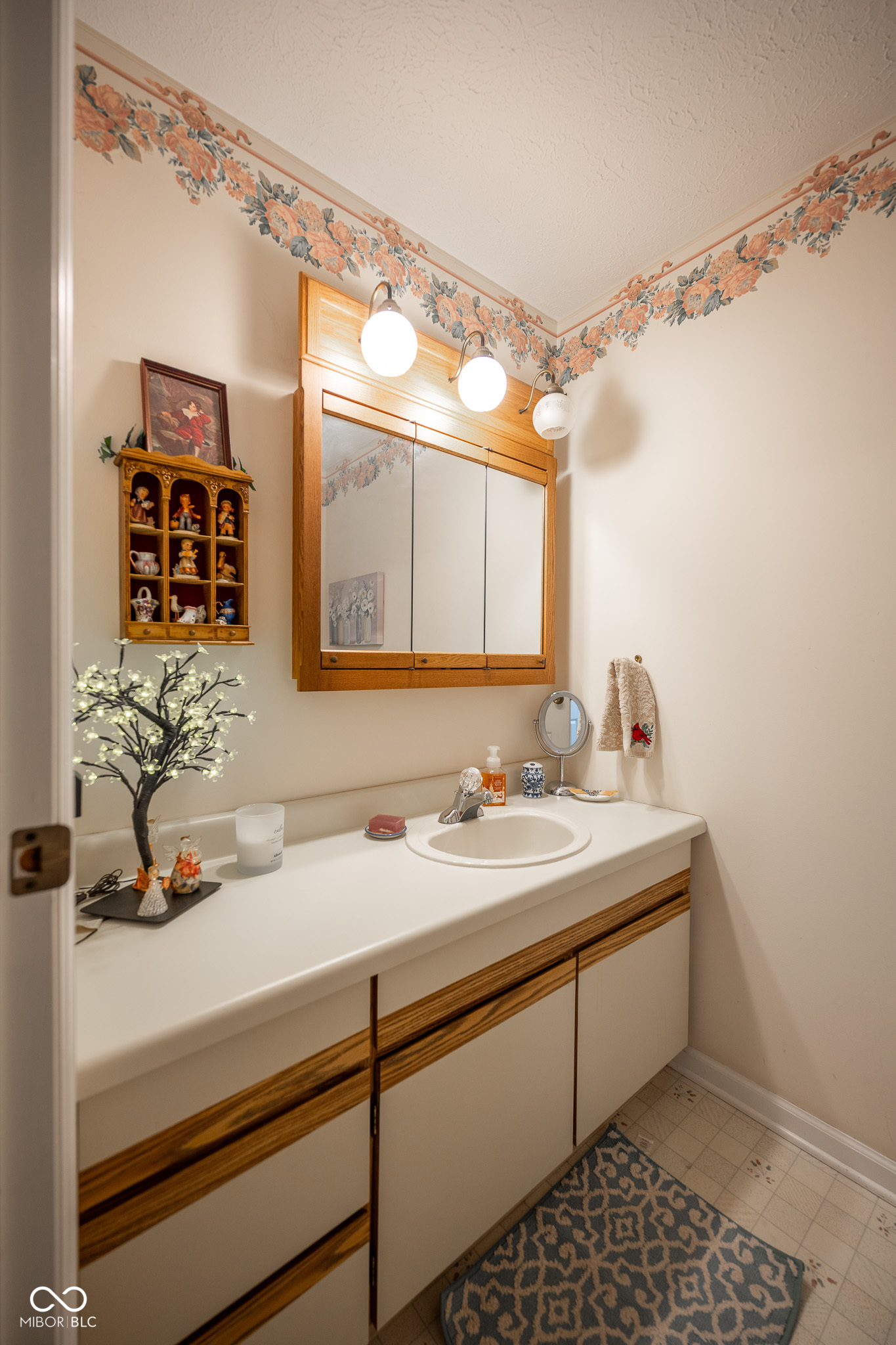 112 Longcastle Drive Unit: APT 2