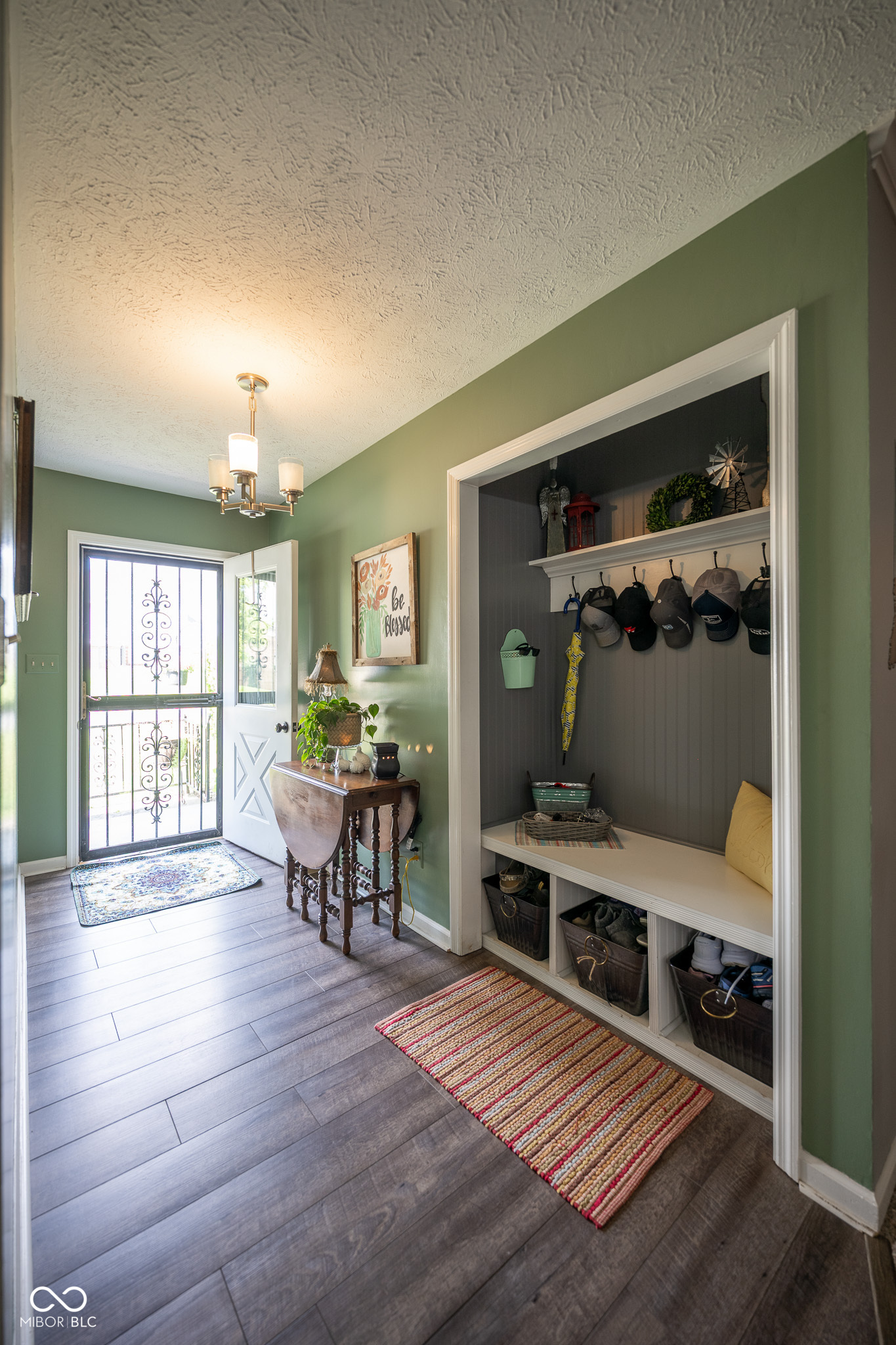 112 Longcastle Drive Unit: APT 2