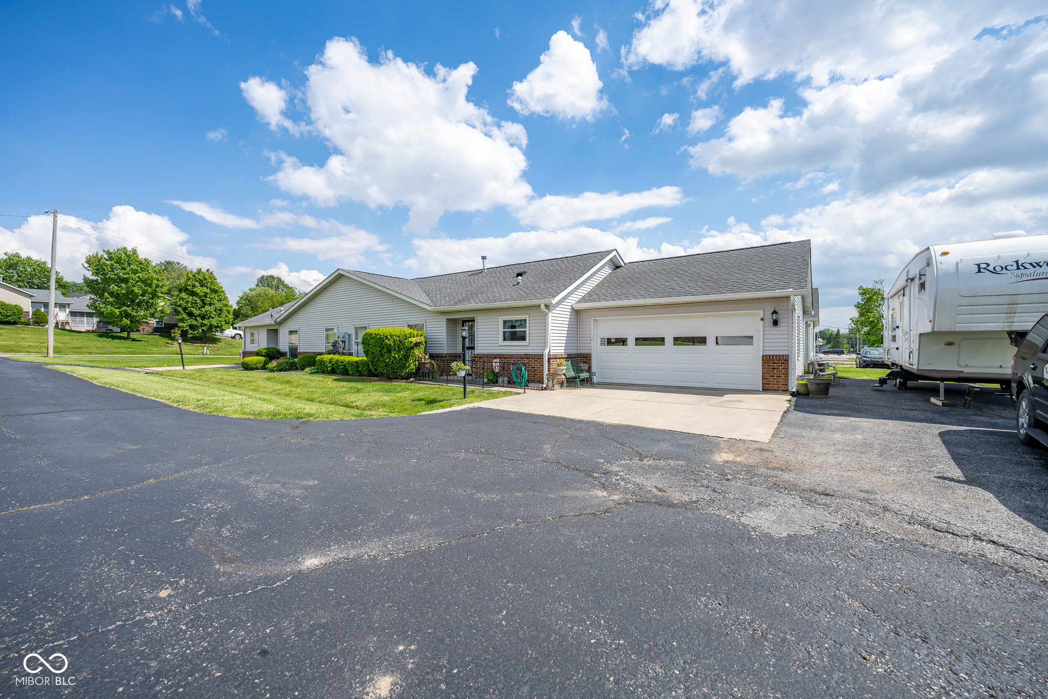 112 Longcastle Drive Unit: APT 2