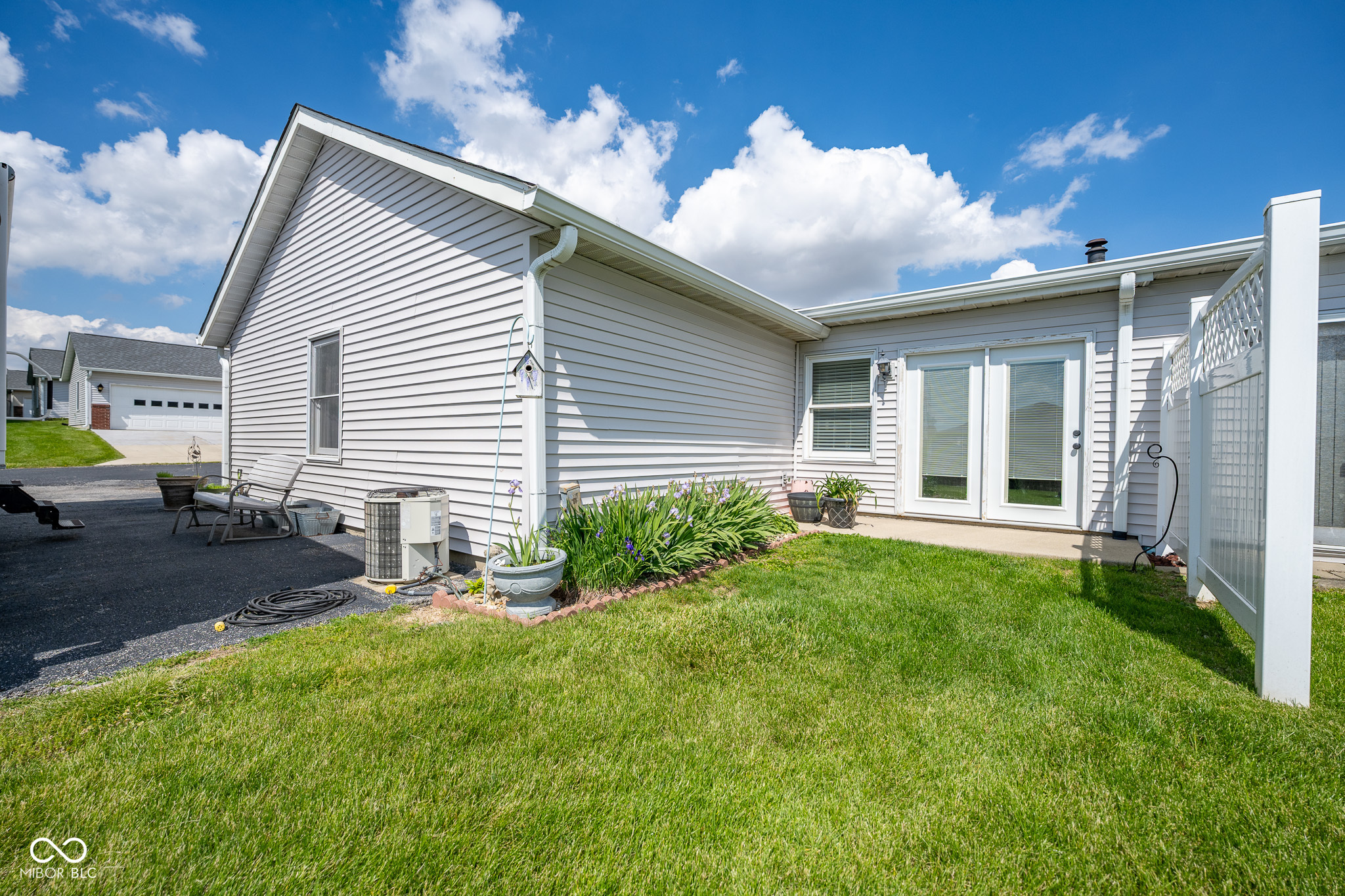 112 Longcastle Drive Unit: APT 2