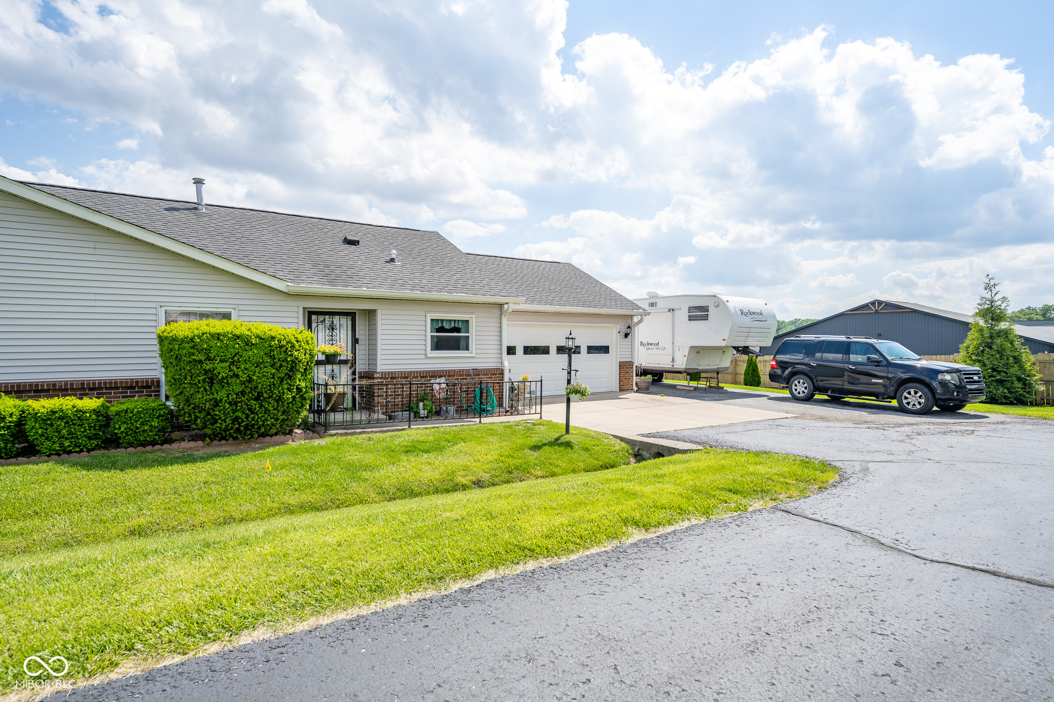 112 Longcastle Drive Unit: APT 2
