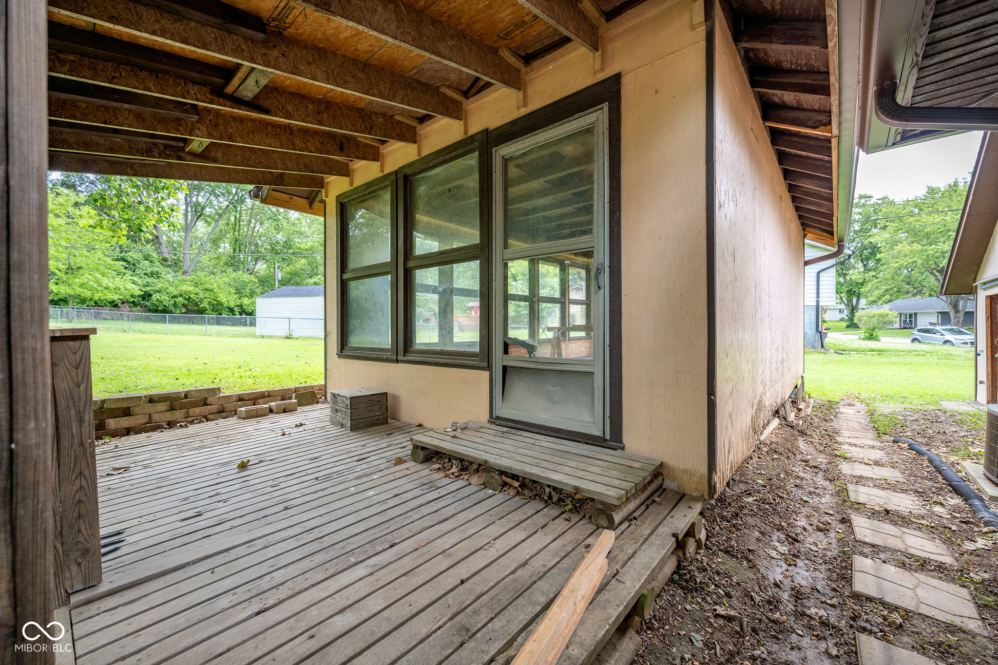 3401 N Stoneycrest Road