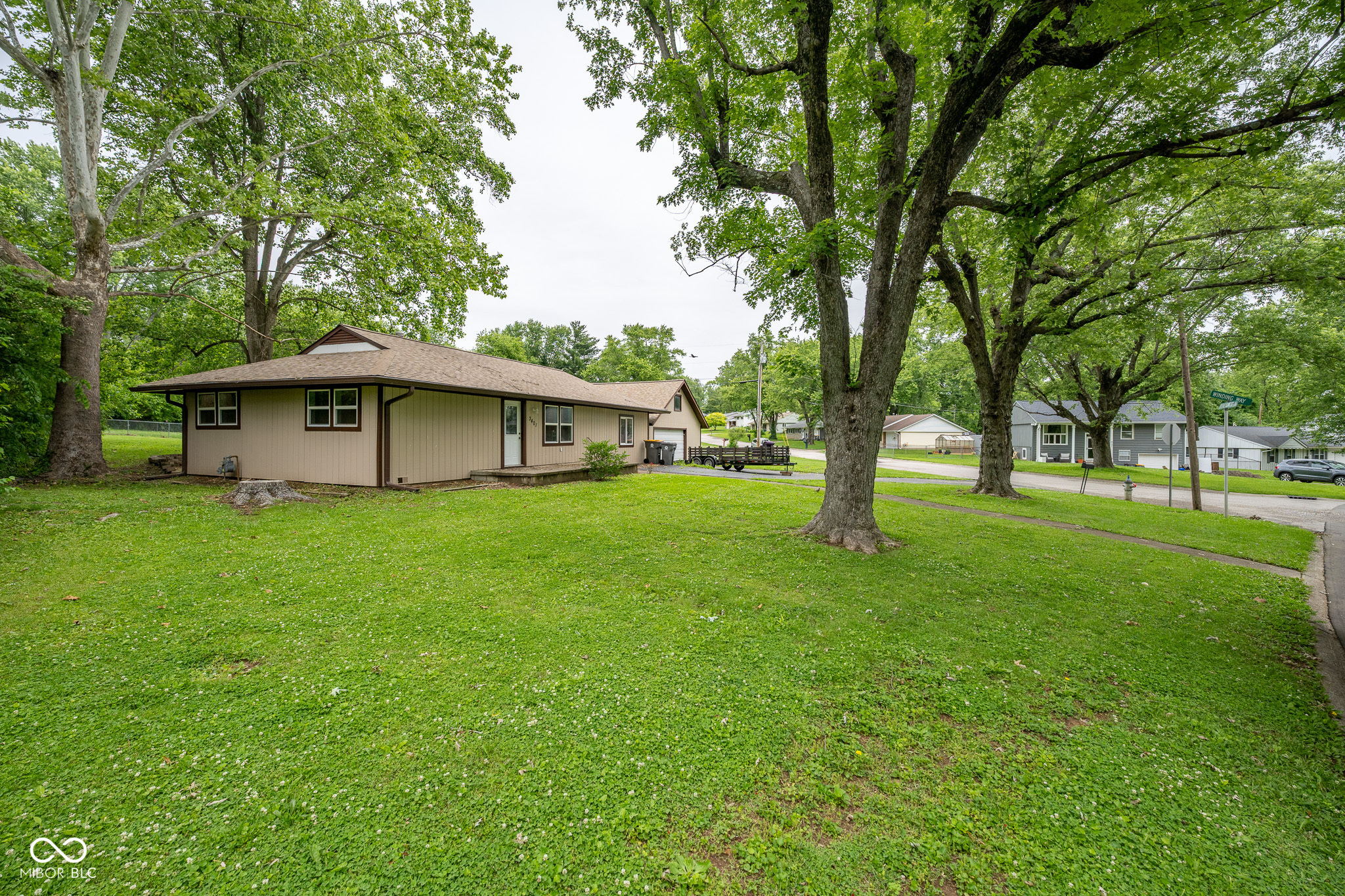 3401 N Stoneycrest Road