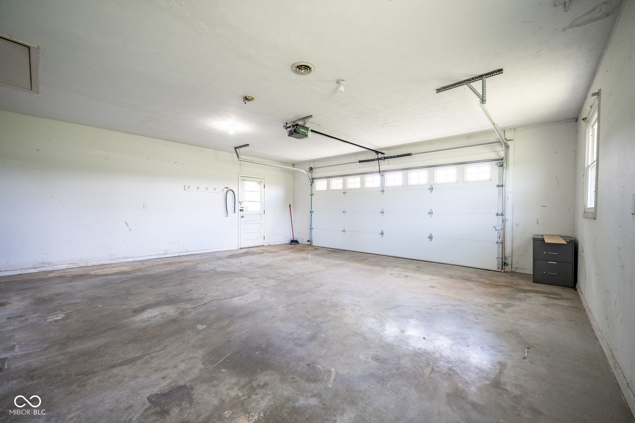 3200 W Burma Road