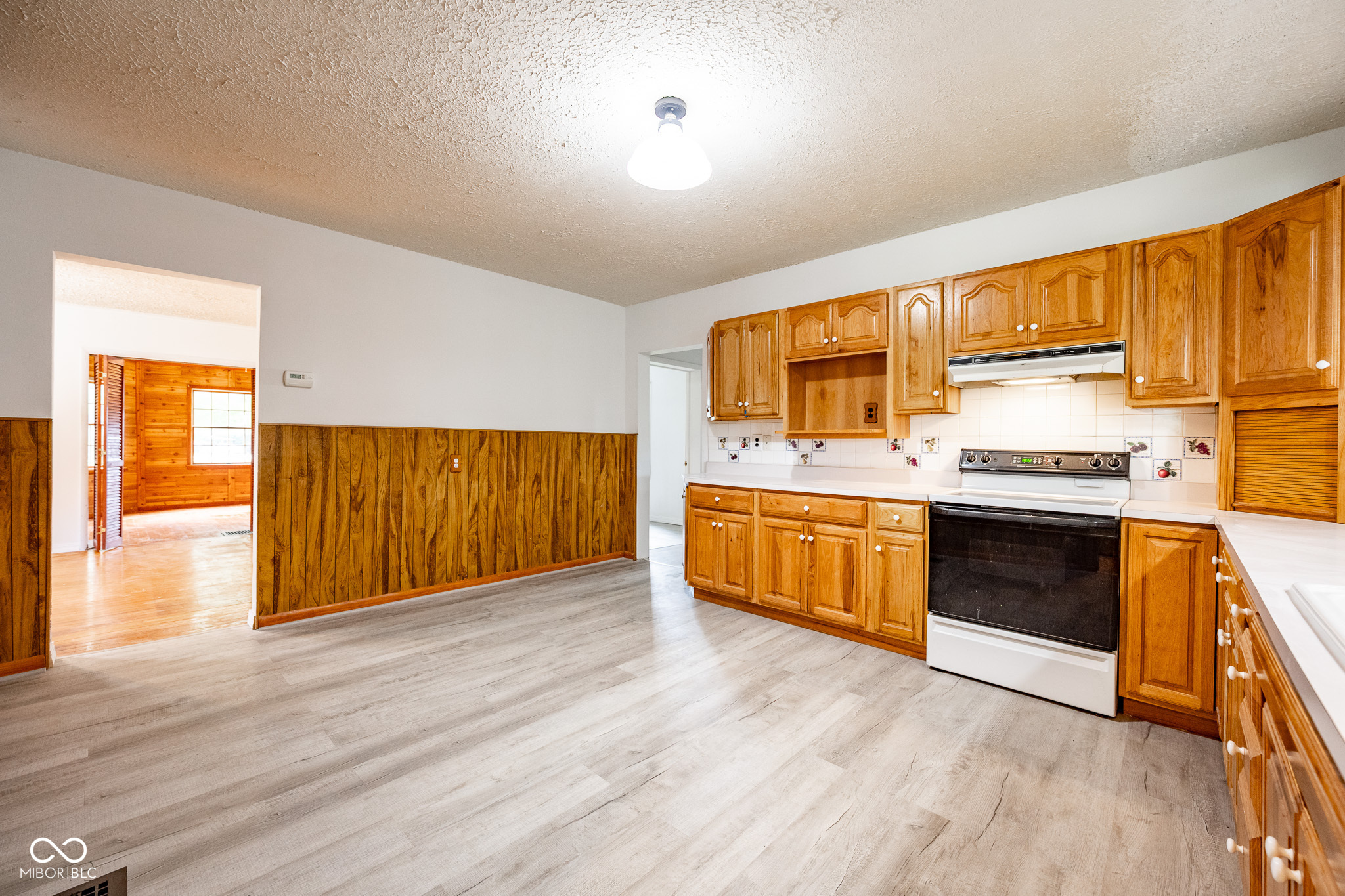 1109 E Us Hwy 40