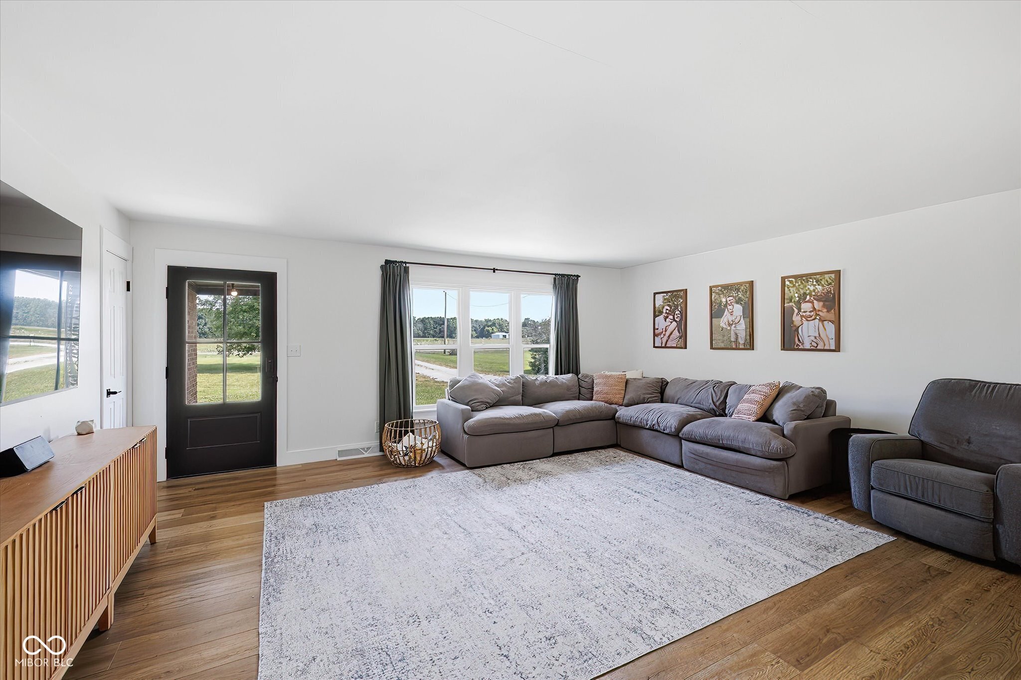 8784 E Range Line Road